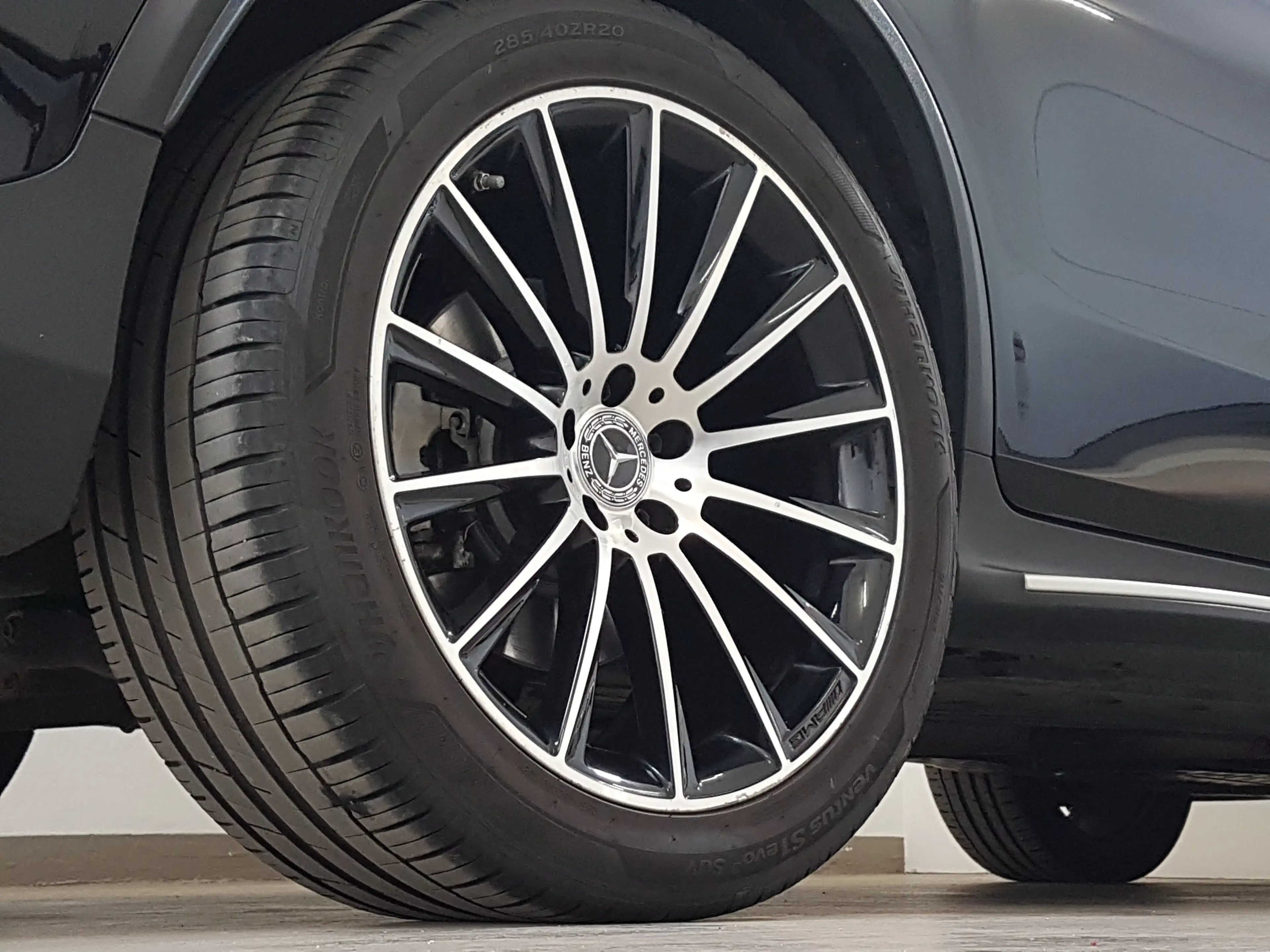 Mercedes-Benz GLC 350 d Coupe 4Matic AMG Line 20" 360° AHK Distronic — photo 11