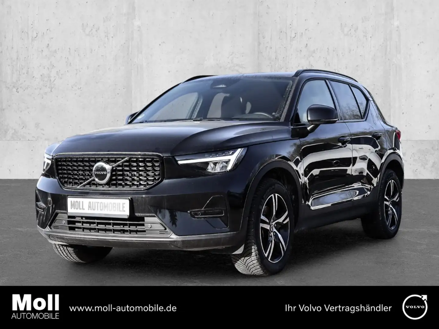 Volvo XC40 Plus Dark 2WD B3 EU6d digitales Cockpit Memory Sit Schwarz - 1