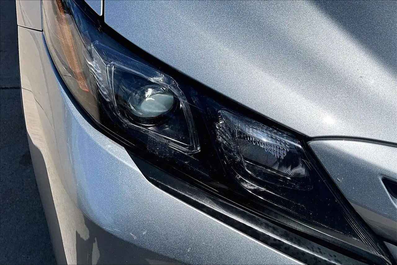Toyota Camry снимка Toyota Camry