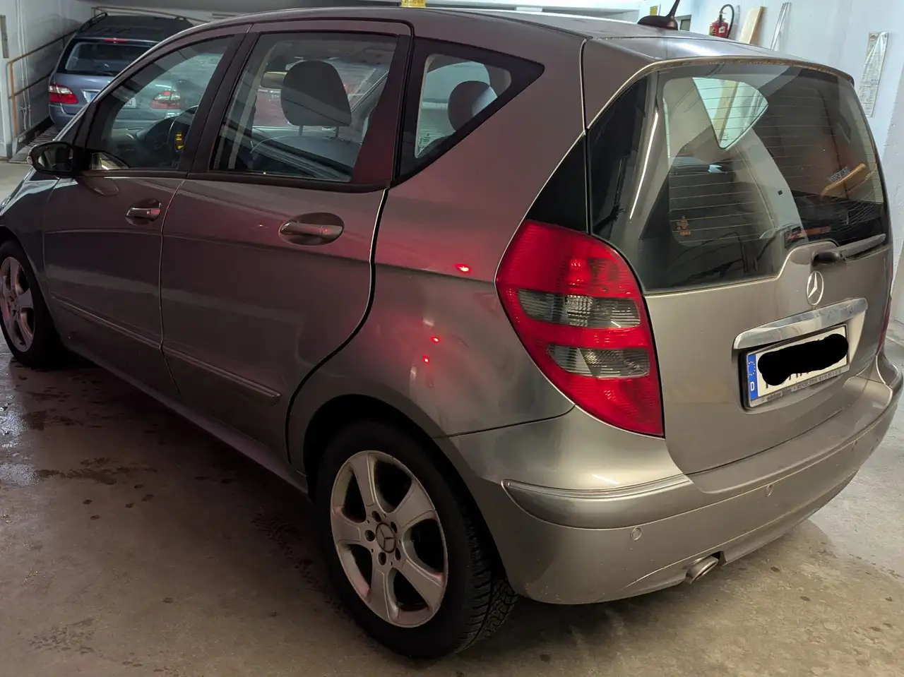 Mercedes-Benz A 200