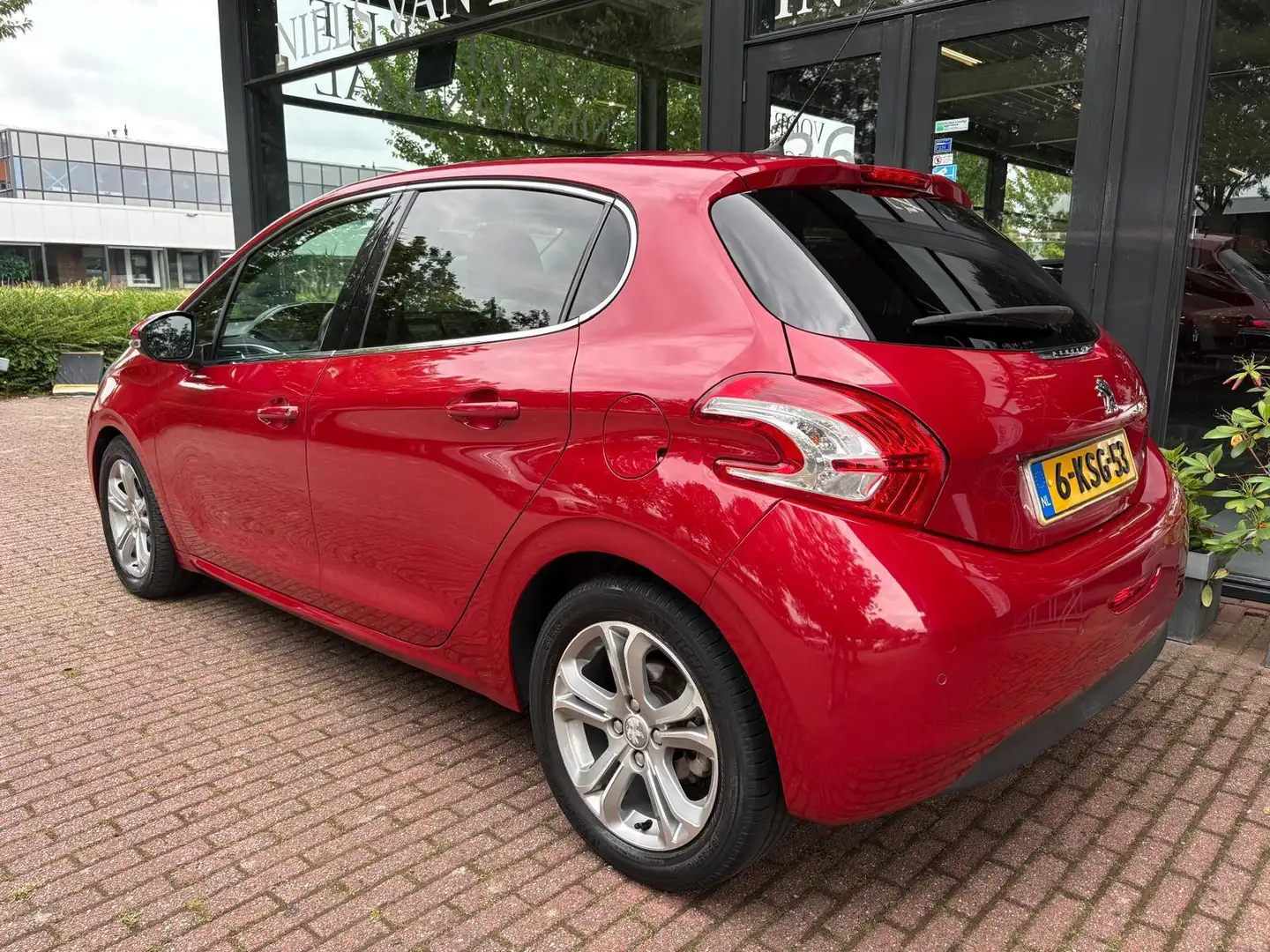 Peugeot 208 1.6 VTi Allure 67Dkm NAP/Navi/Pano/PDC/Clima Rouge - 2