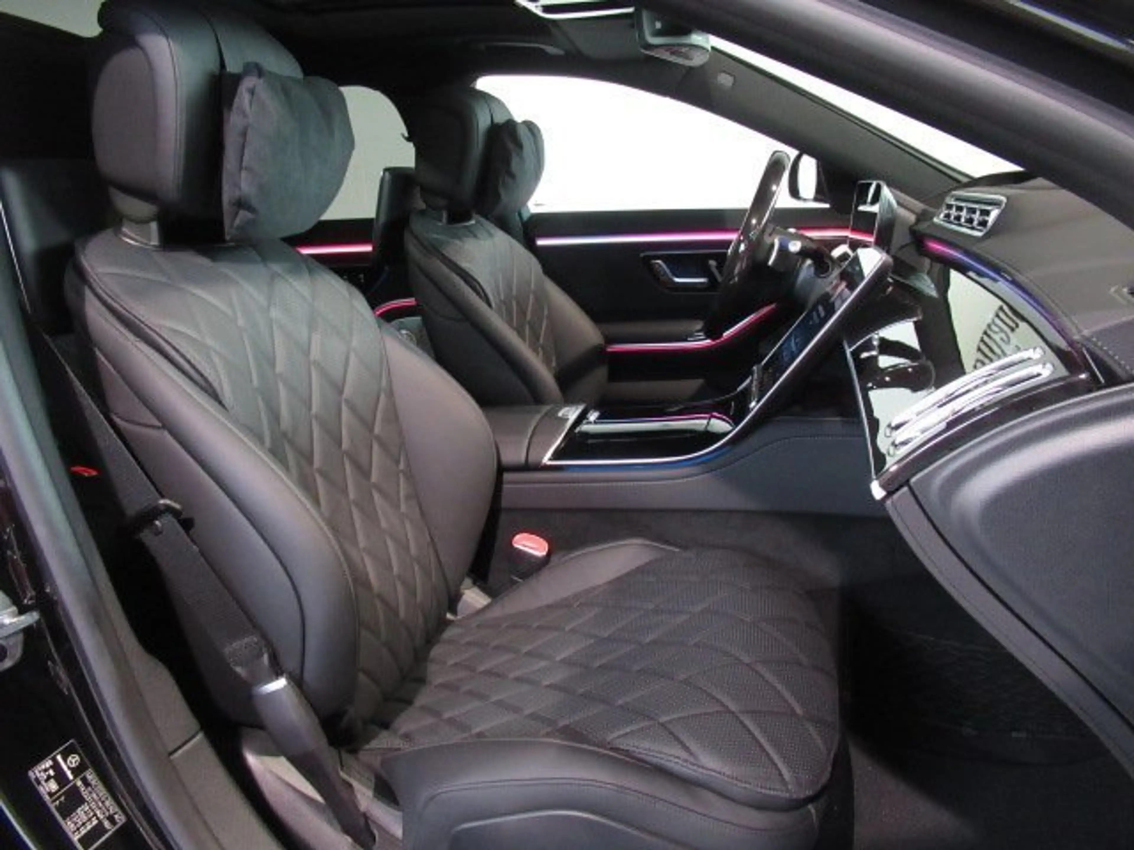 Mercedes-Benz S 400 d 4M L AMG Pano/Dist/TV/Sound/StaHg/Chauff — photo 6