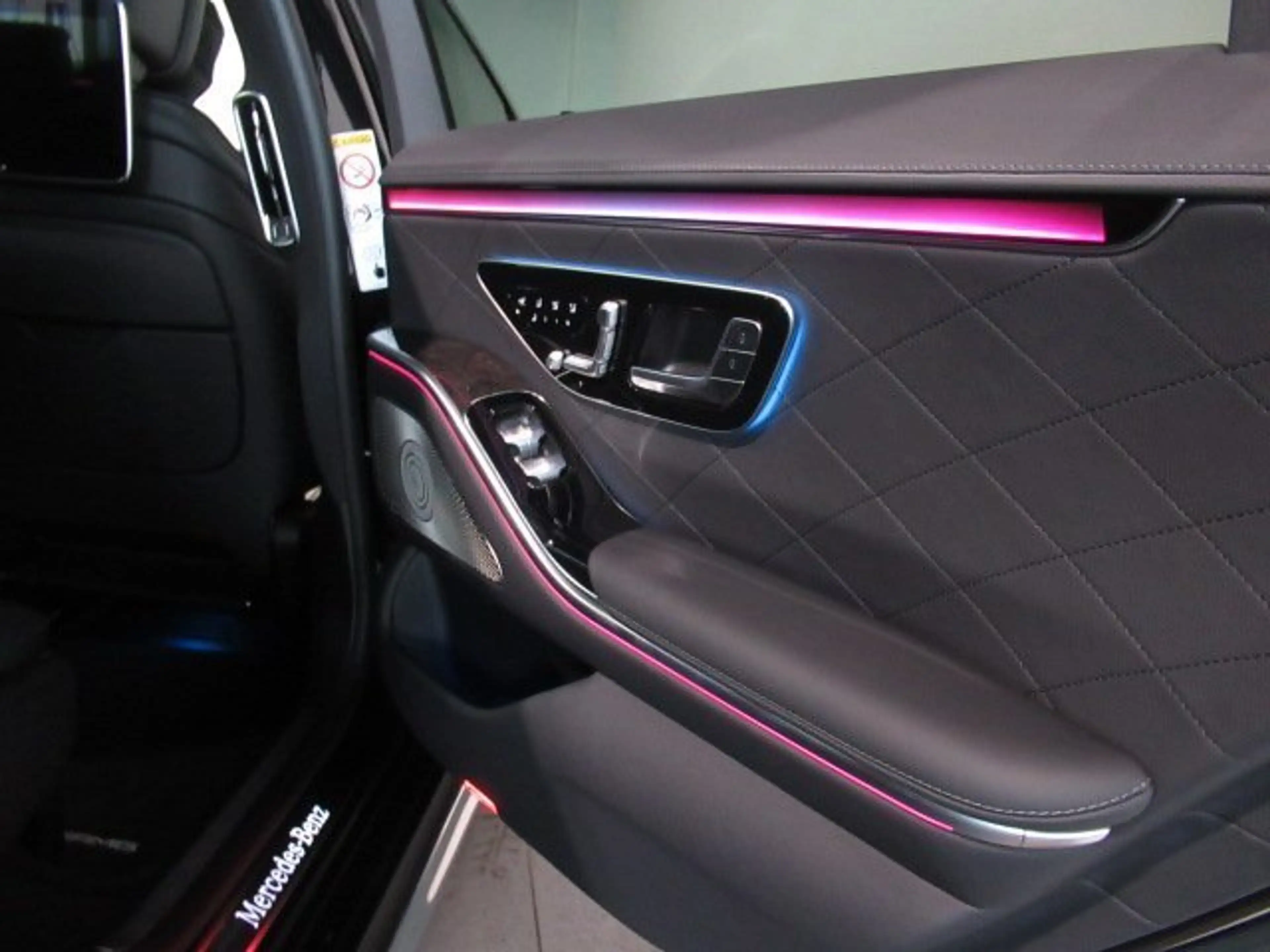 Mercedes-Benz S 400 d 4M L AMG Pano/Dist/TV/Sound/StaHg/Chauff — photo 13