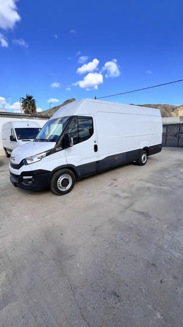 Iveco Daily Family 35S17A SV 4100 H2 16.0 170 Blanco - 2