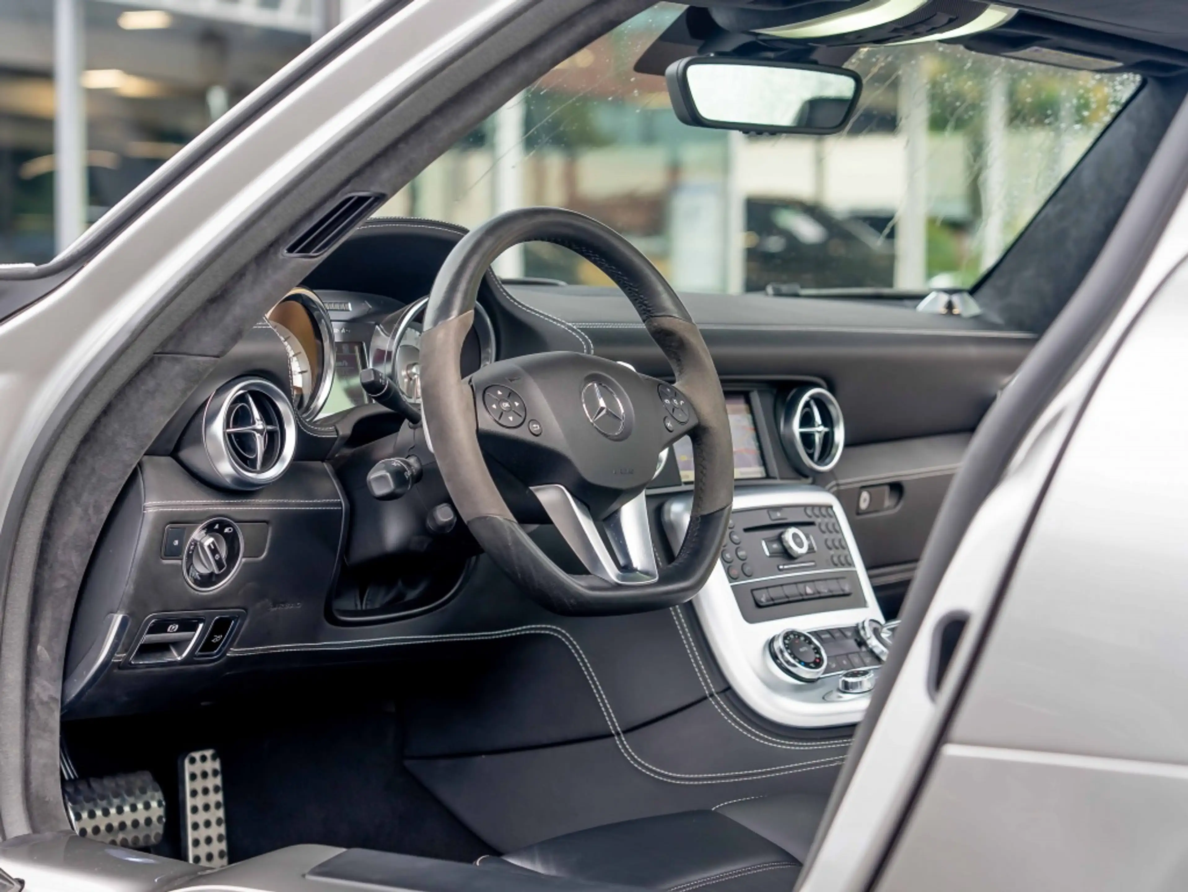 Mercedes-Benz SLS AMG Coupe | Keramische remmen | B&O | Alubeam Silv — photo 11
