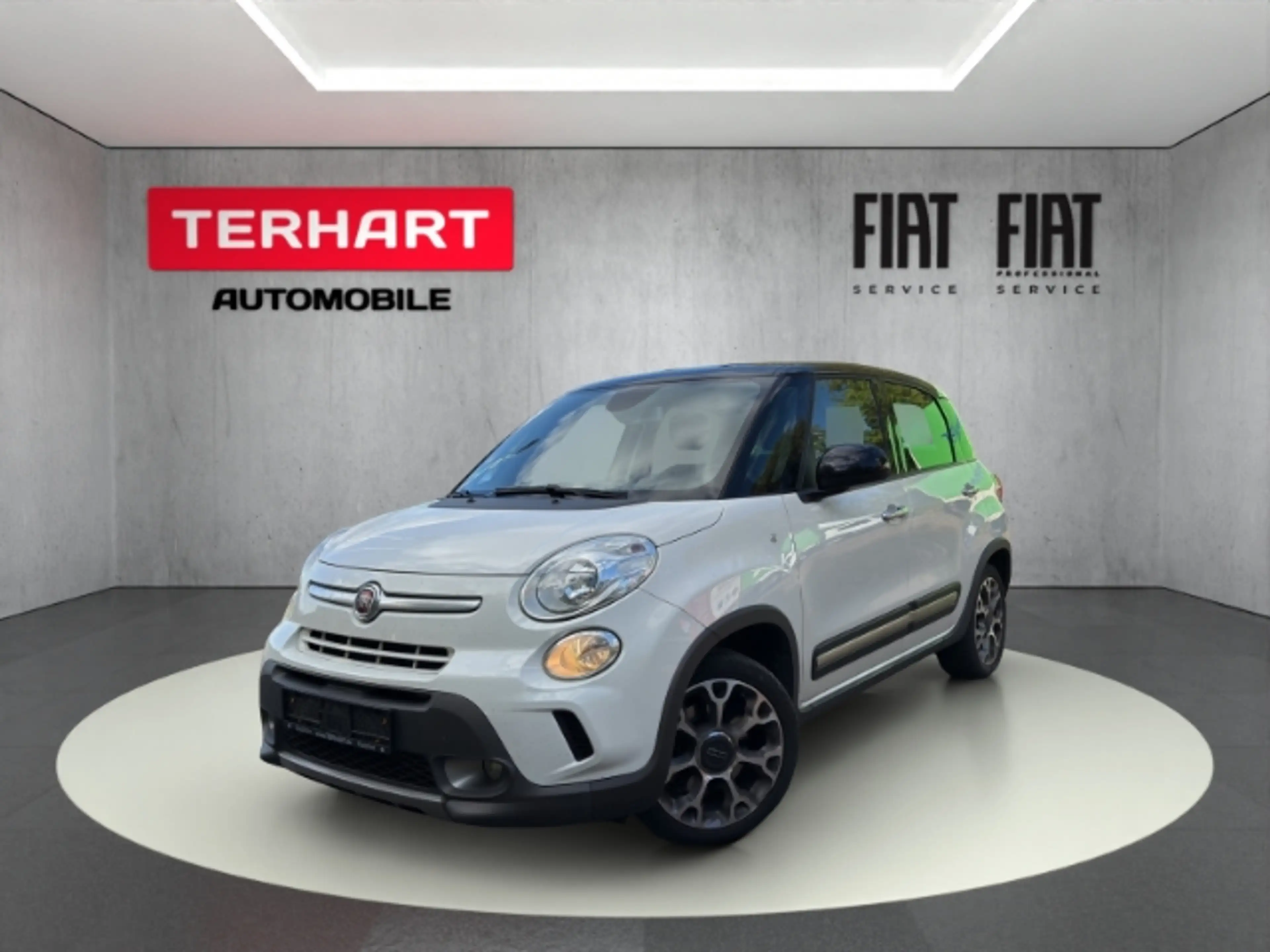 Fiat 500L Trekking/**Verkauf nur an Gewerbe!**