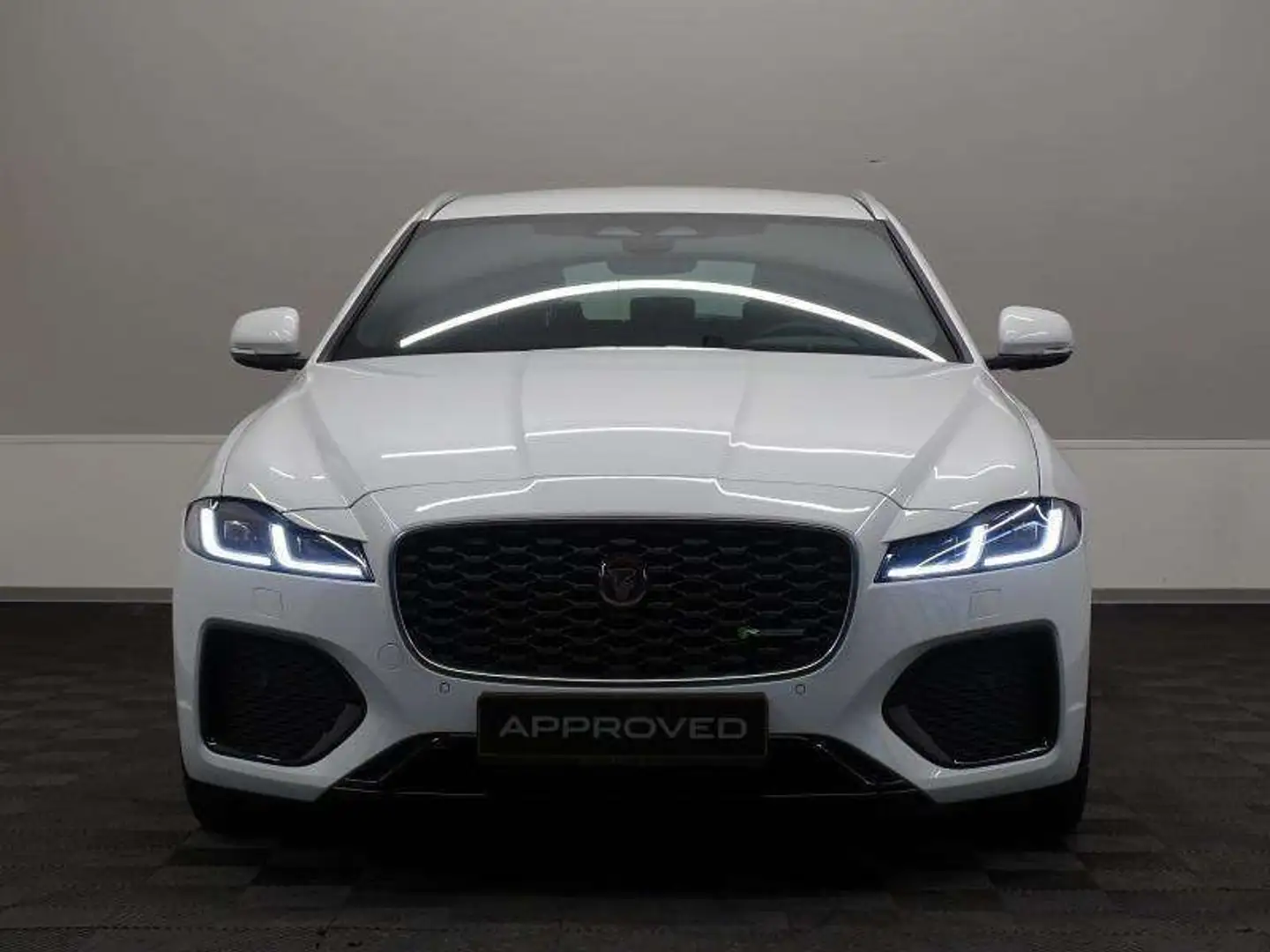 Jaguar XF Sportbrake D200 R-Dynamic S Auto RWD Blanc - 2