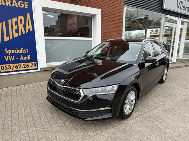 Skoda Octavia Combi 1.5 TSI eTec MHEV Corporate DSG