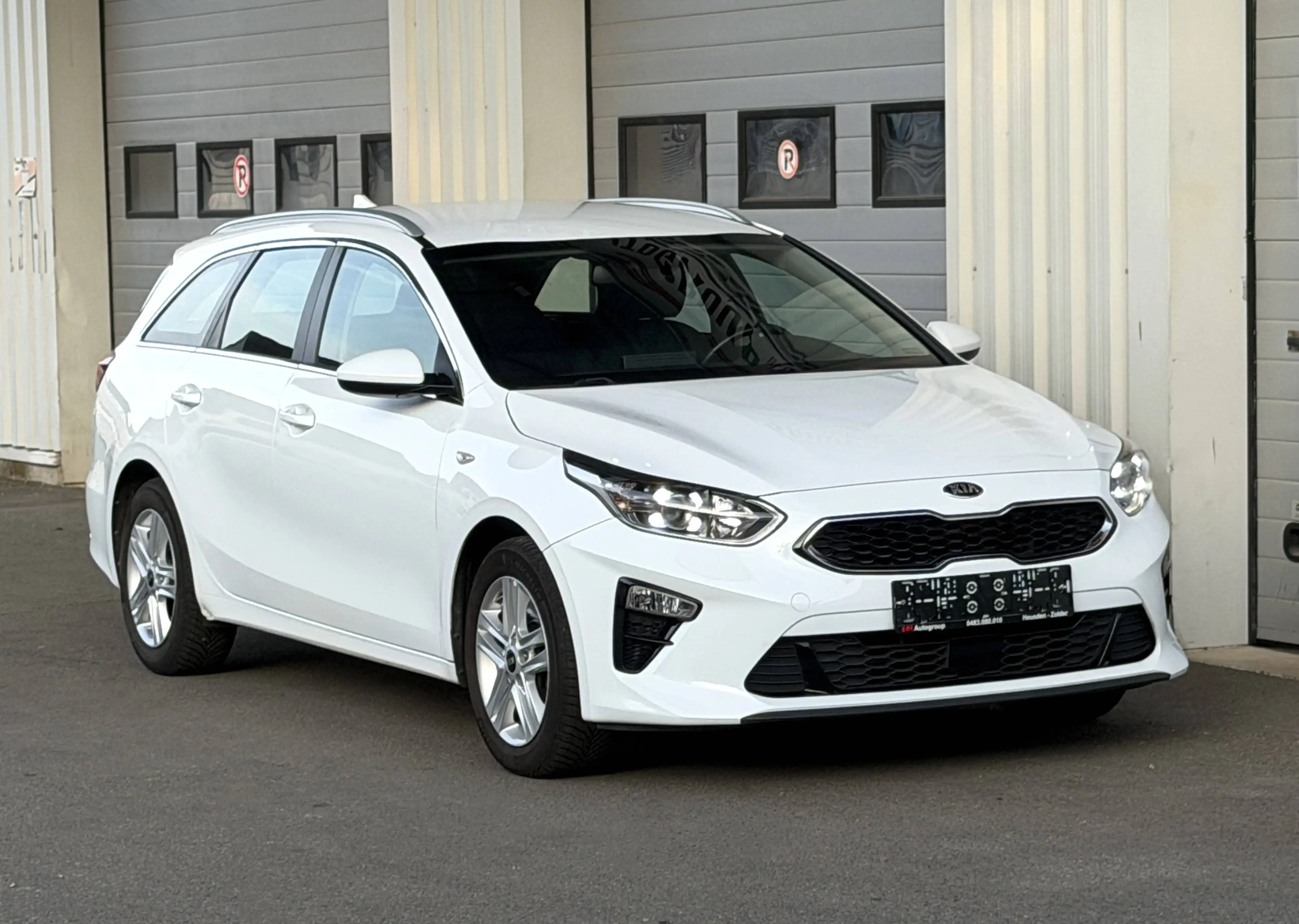 Kia Ceed SW / cee'd SW 1.6 CRDi/Automaat/Carplay/Led/Camera/Euro6d/Garantie — photo 2