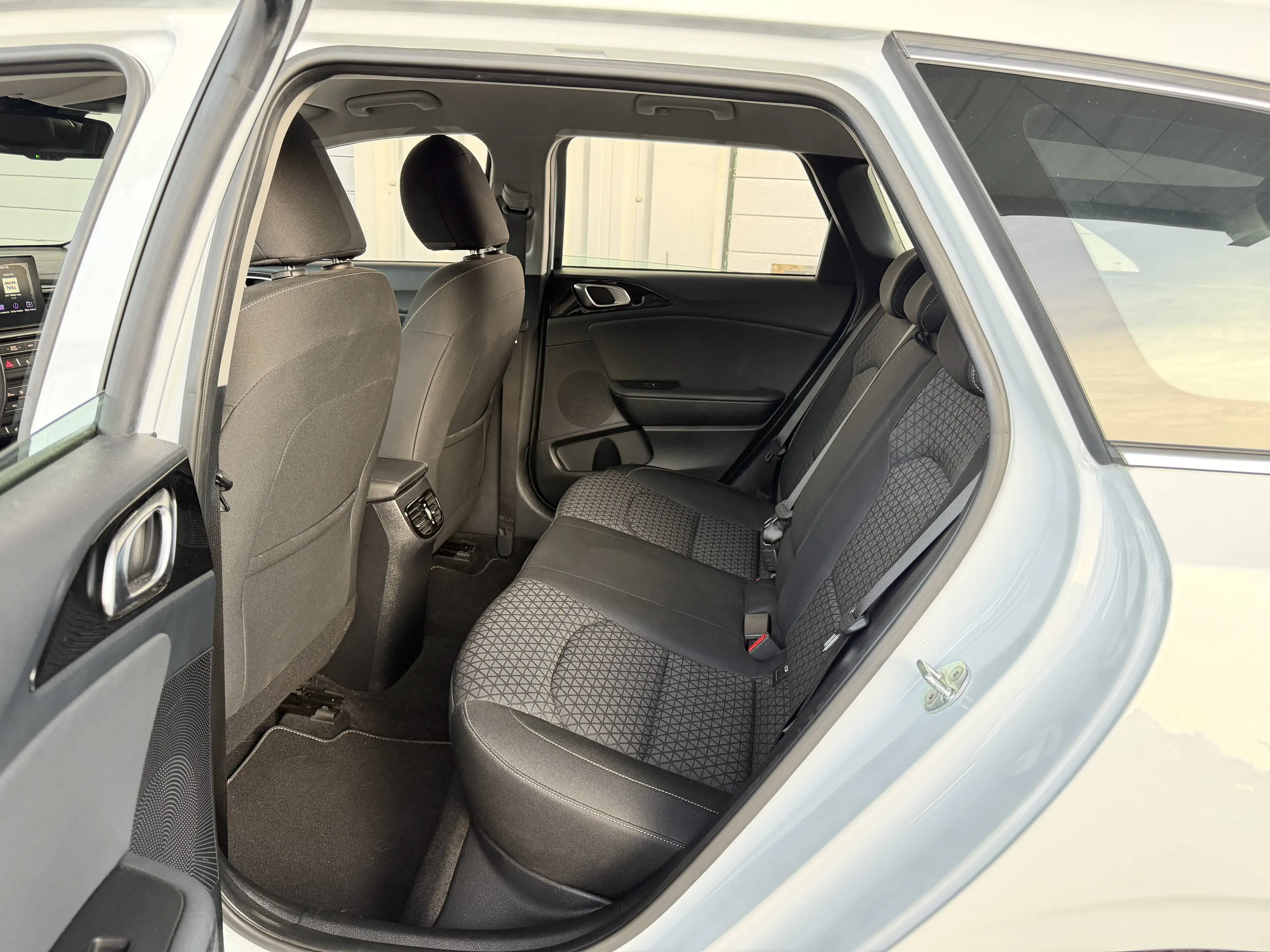 Kia Ceed SW / cee'd SW 1.6 CRDi/Automaat/Carplay/Led/Camera/Euro6d/Garantie — photo 15