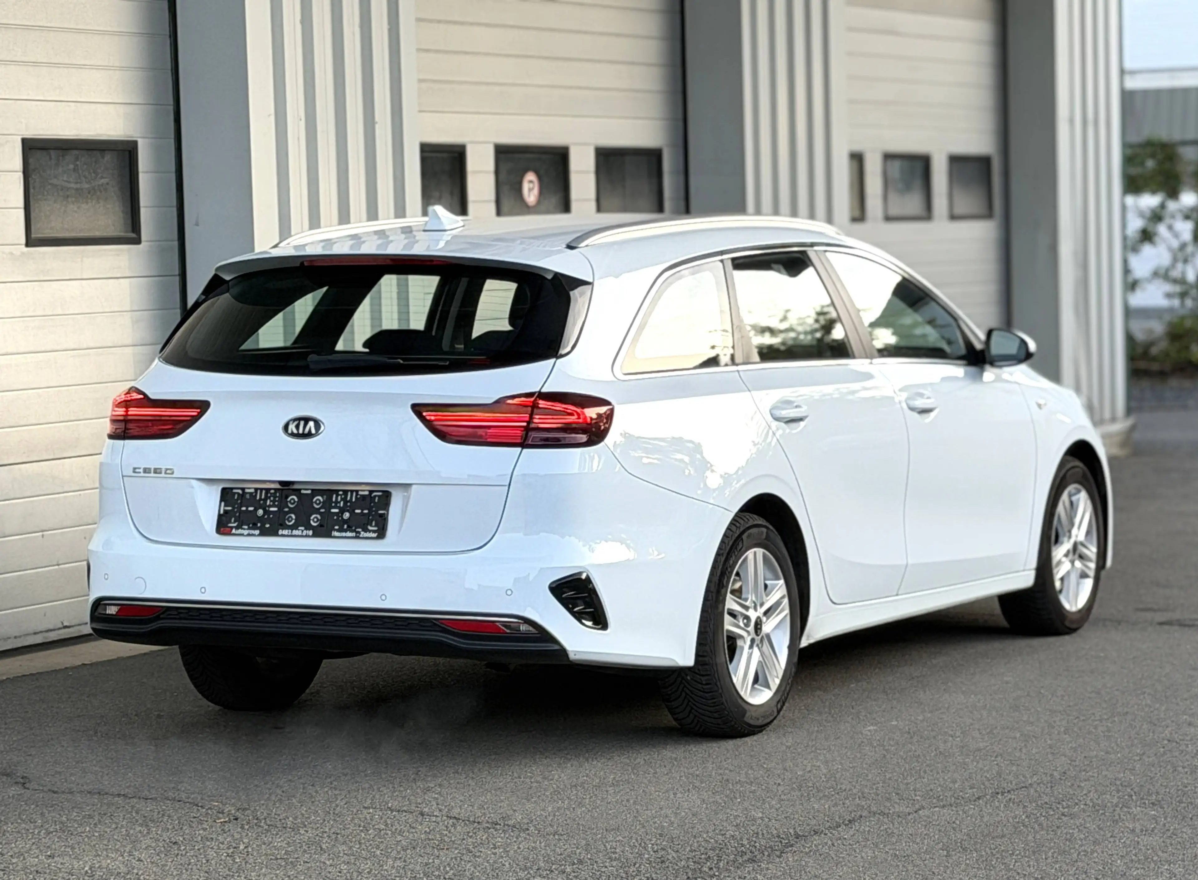 Kia Ceed SW / cee'd SW 1.6 CRDi/Automaat/Carplay/Led/Camera/Euro6d/Garantie — photo 8