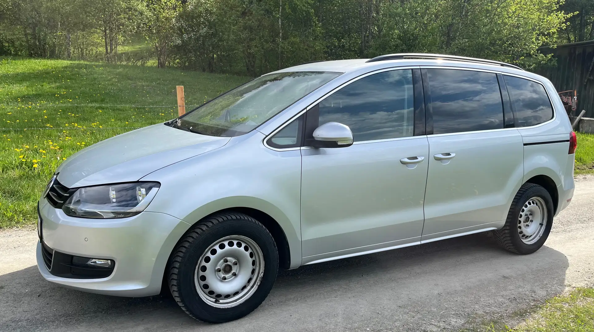 Volkswagen Sharan Grau - 1