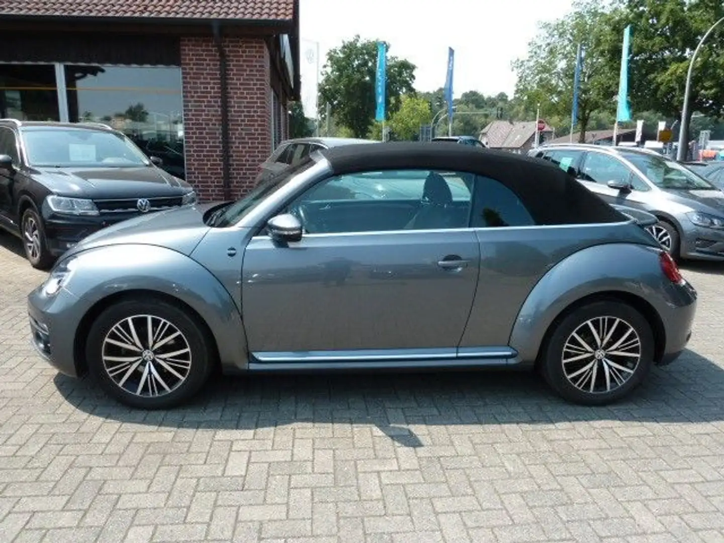 Volkswagen Beetle Cabriolet 1,2 TSI Sound *NAVI*KLA*Sitzhzg Grau - 2
