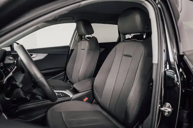 Audi A4 view 10
