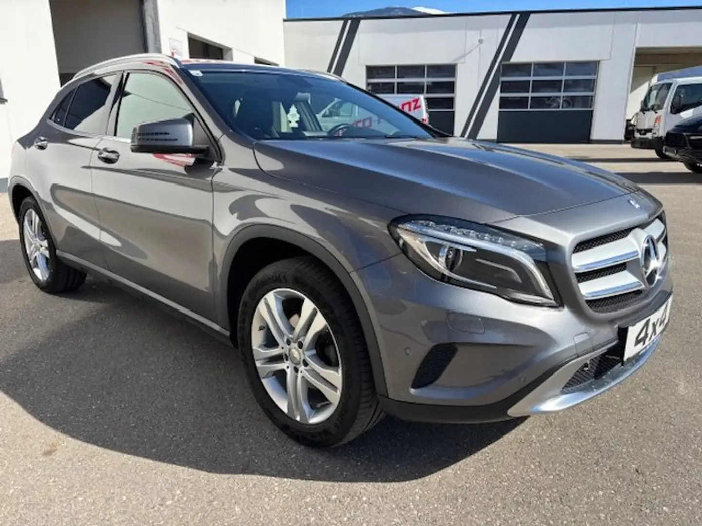 Mercedes-Benz GLA 200 GLA 200 CDI / d (156.902) Gris - 2