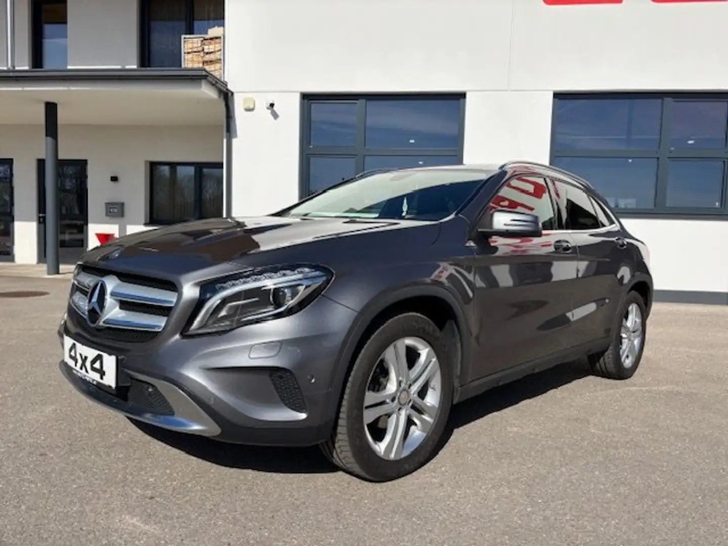 Mercedes-Benz GLA 200 GLA 200 CDI / d (156.902) Gris - 1