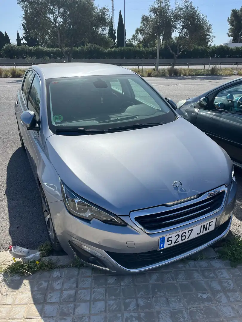 Peugeot 308 1.2 PureTech S&S Allure 110 Gris - 2