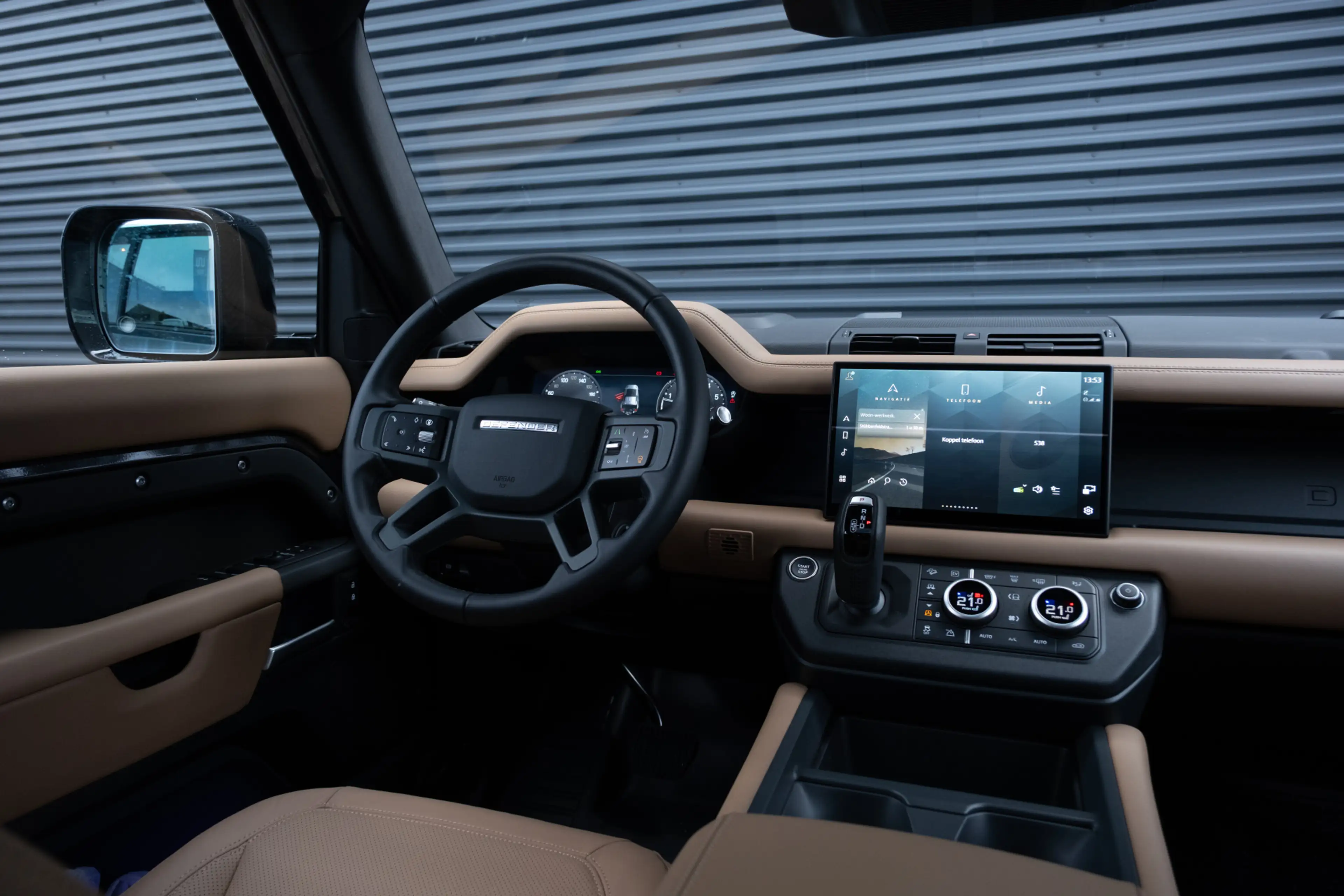 Land Rover Defender 110 2.0 P300e 110 X-Dynamic HSE | HNP € 124.795,- — photo 11