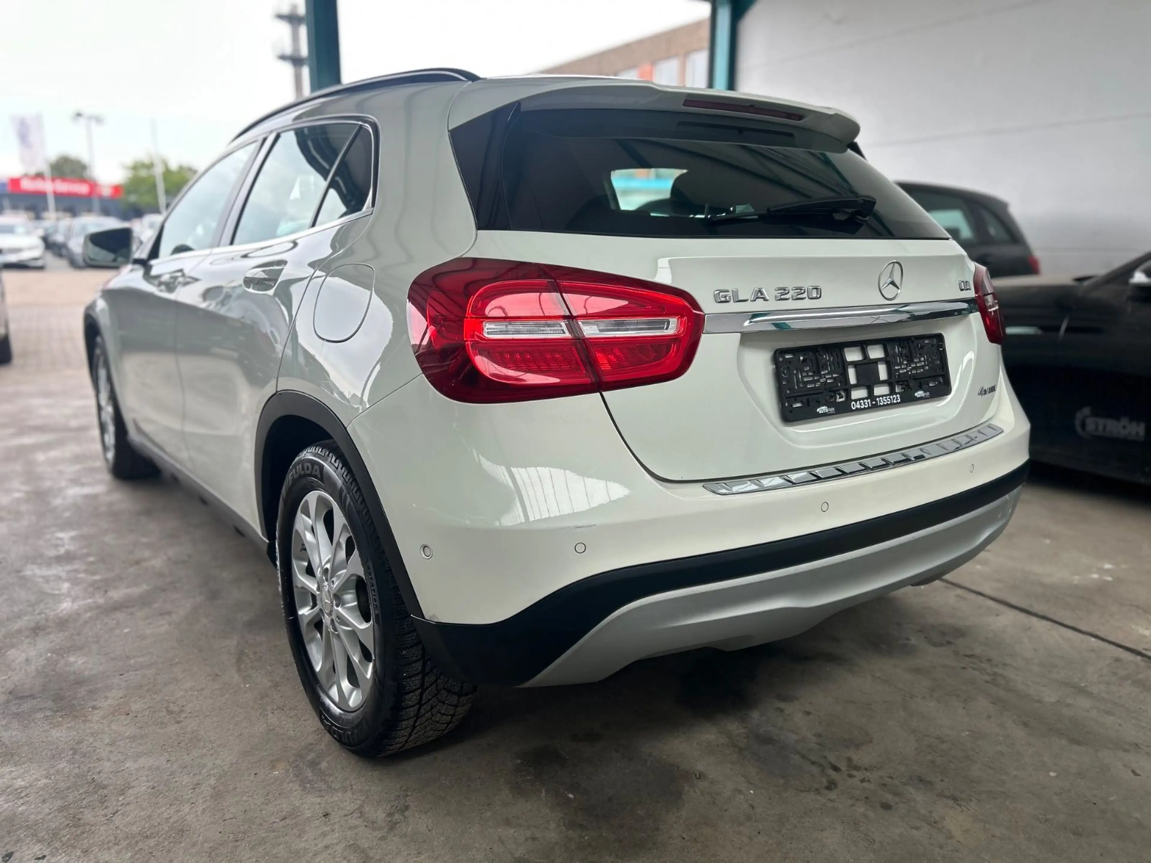 Mercedes-Benz GLA 220 CDI / d 4Matic — photo 4