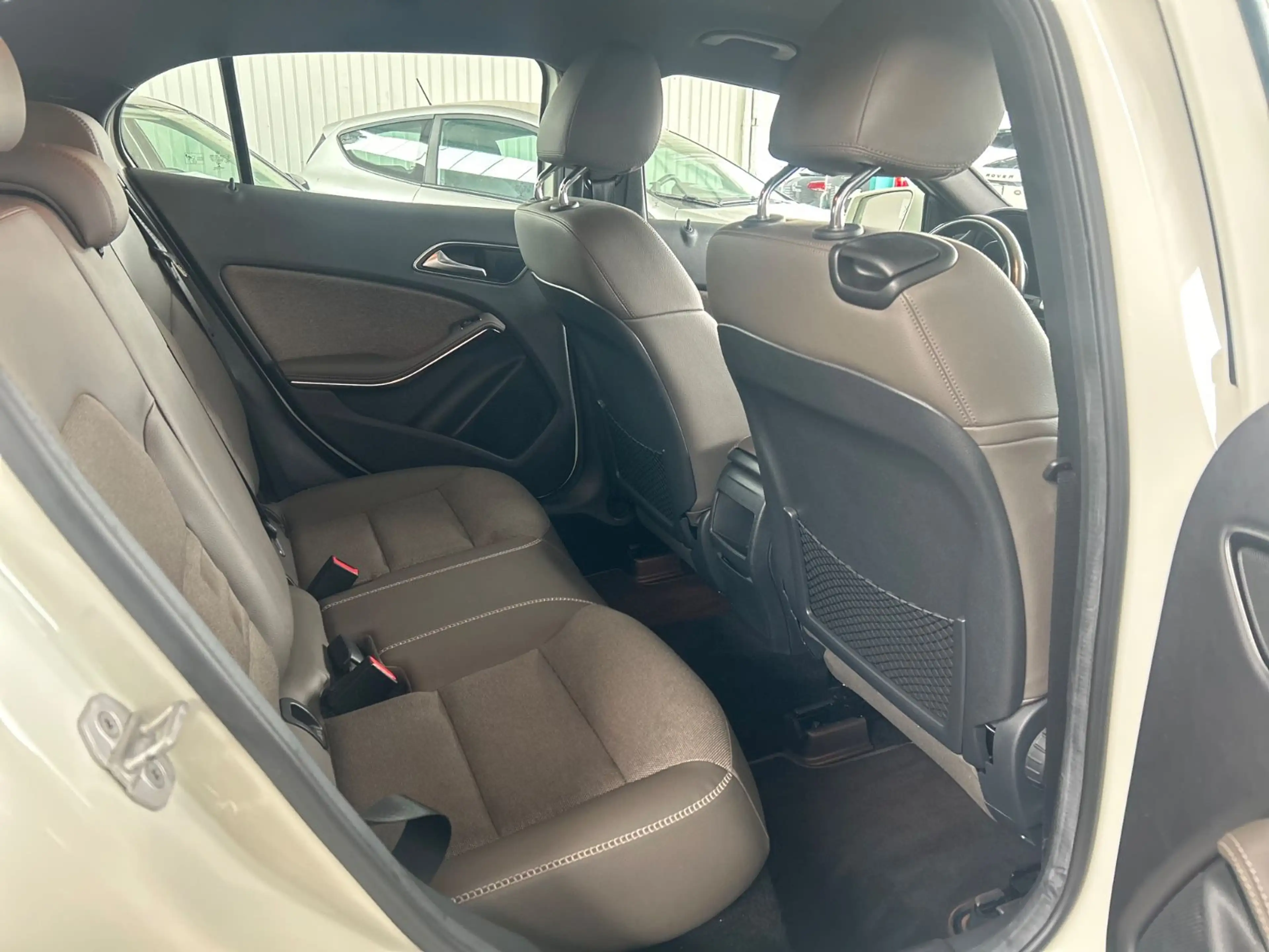 Mercedes-Benz GLA 220 CDI / d 4Matic — photo 5