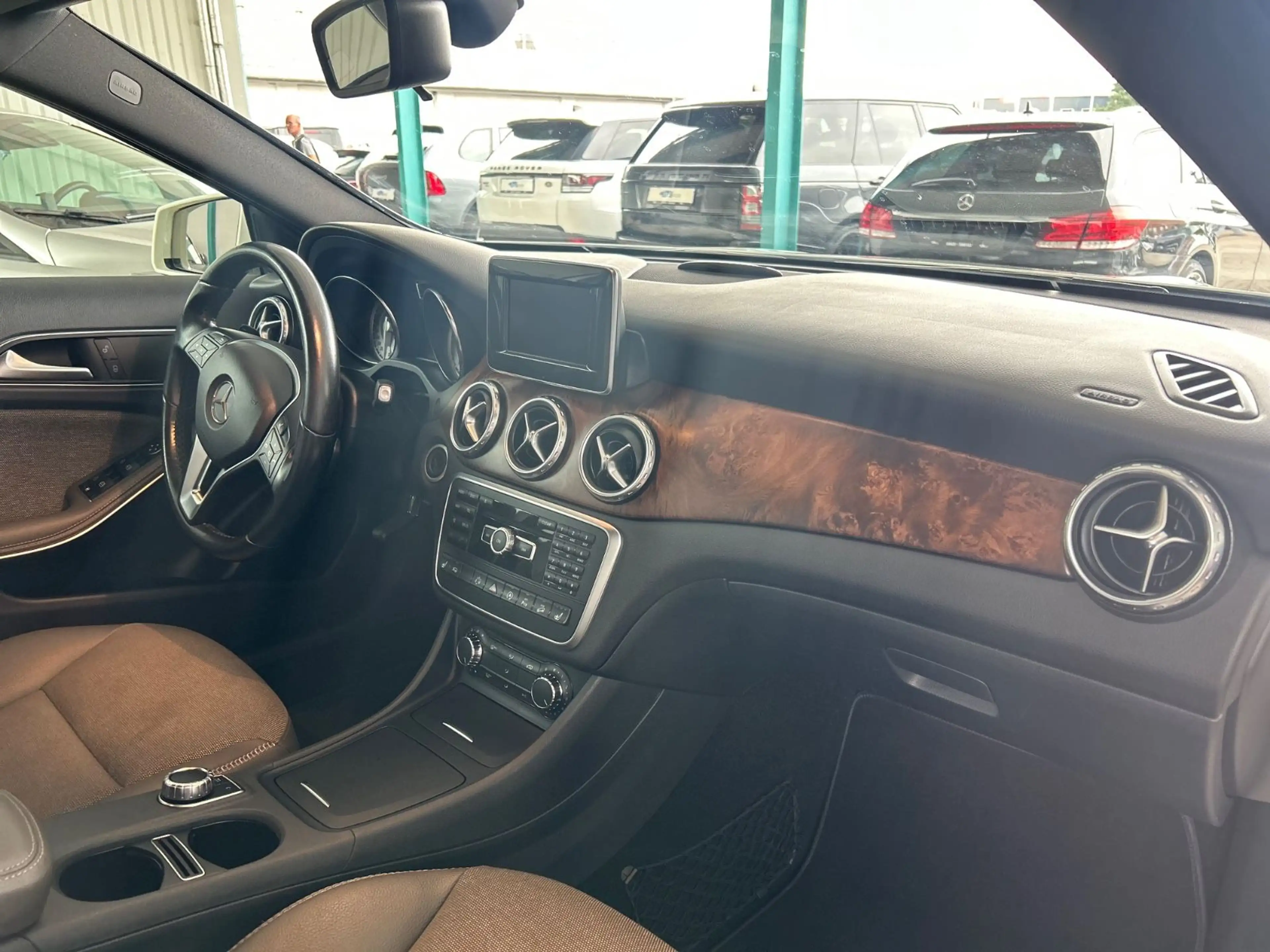 Mercedes-Benz GLA 220 CDI / d 4Matic — photo 9
