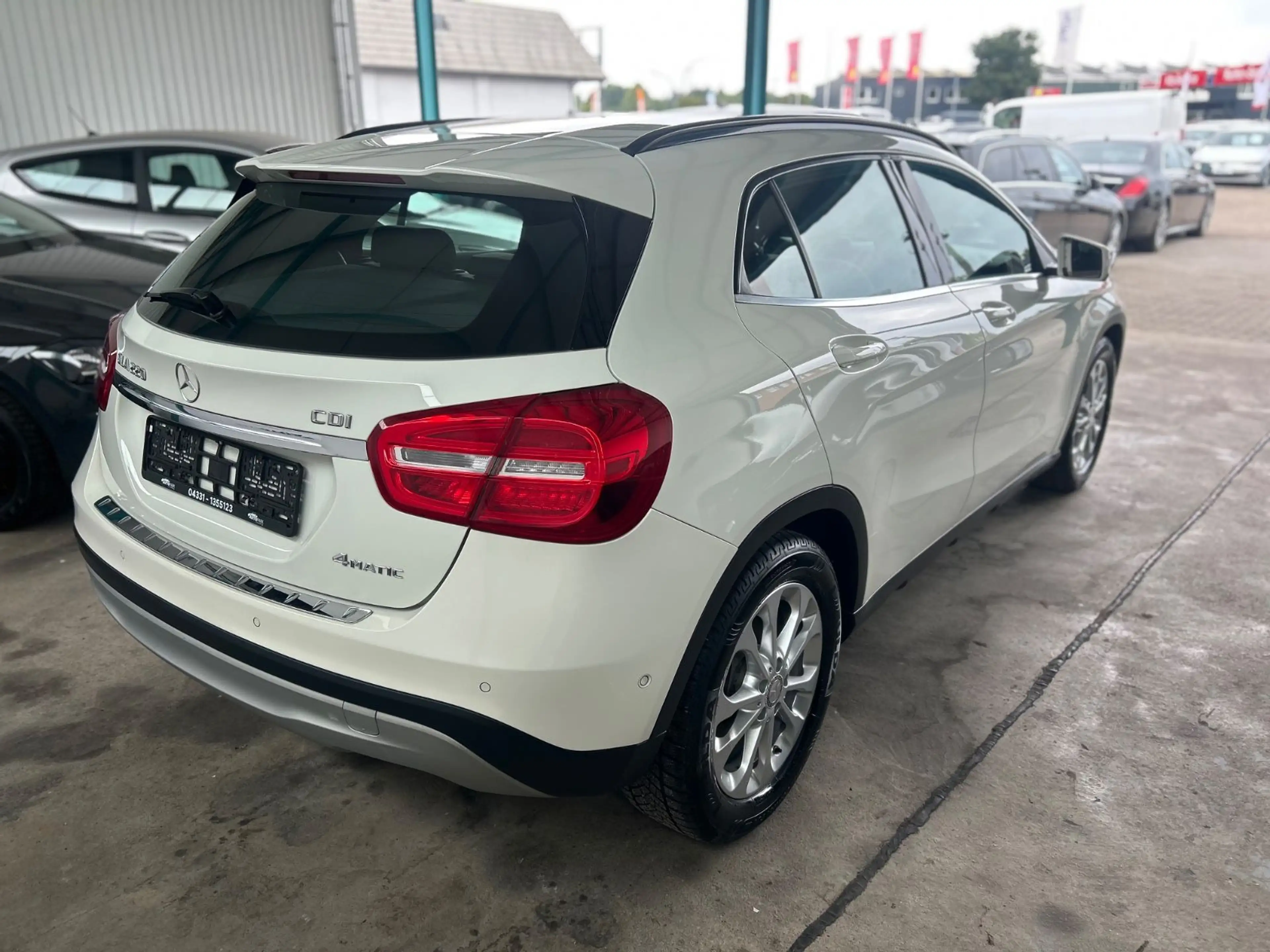 Mercedes-Benz GLA 220 CDI / d 4Matic — photo 3