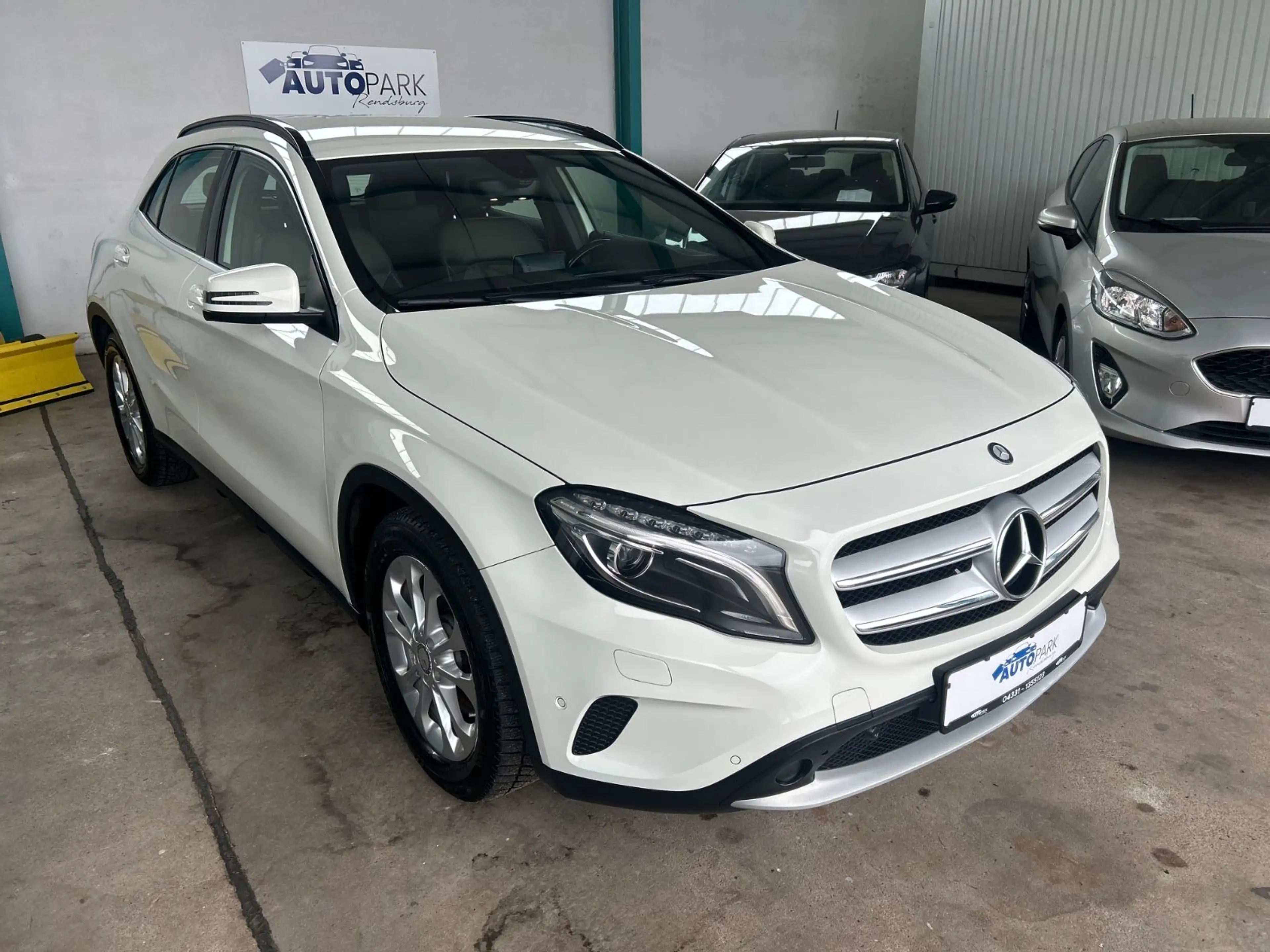 Mercedes-Benz GLA 220 CDI / d 4Matic — photo 2