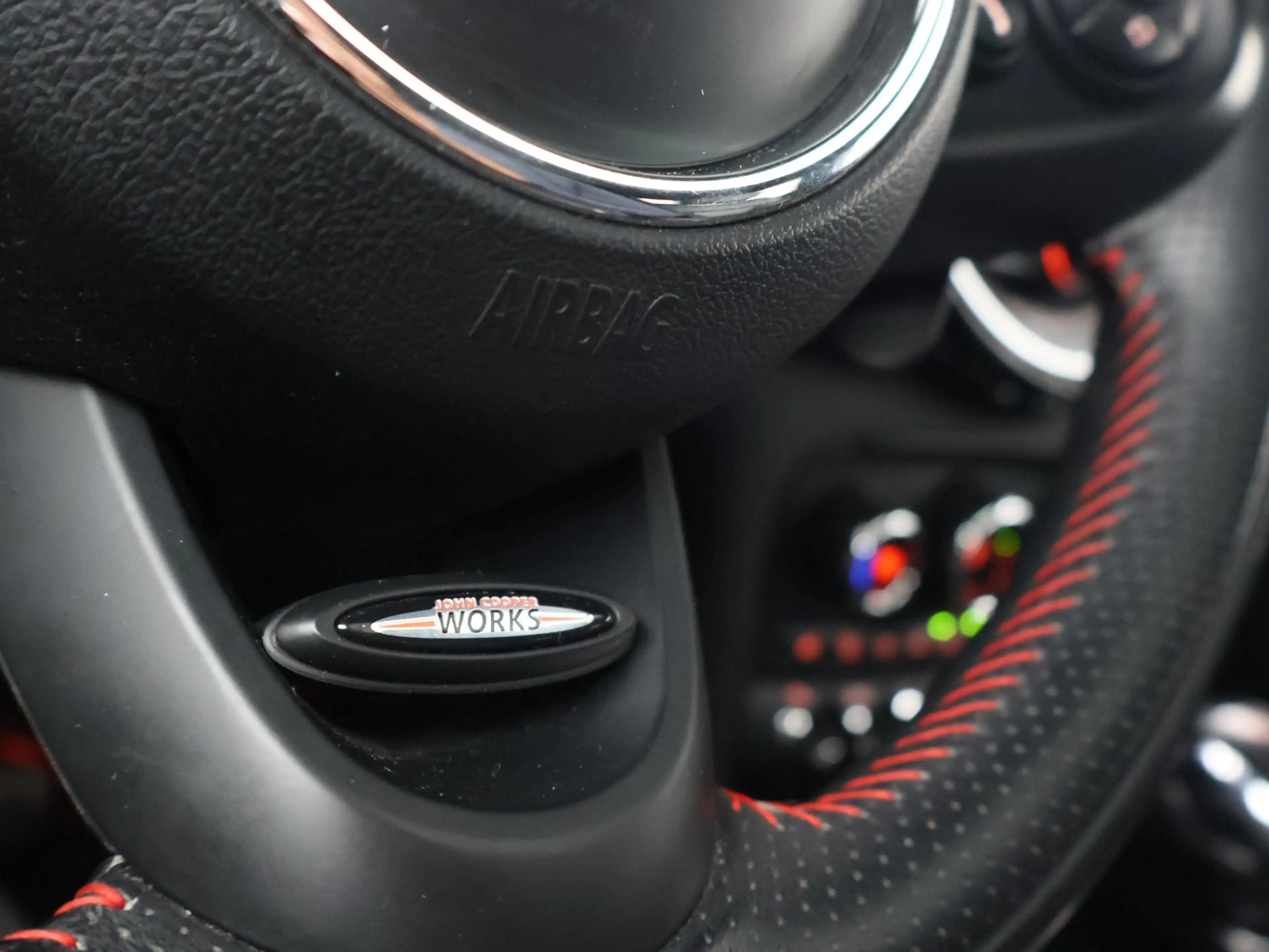 MINI Cooper S Clubman 2.0 192 PK AUT. + TREKHAAK | PANORAMA | ADAPTIVE C — photo 19