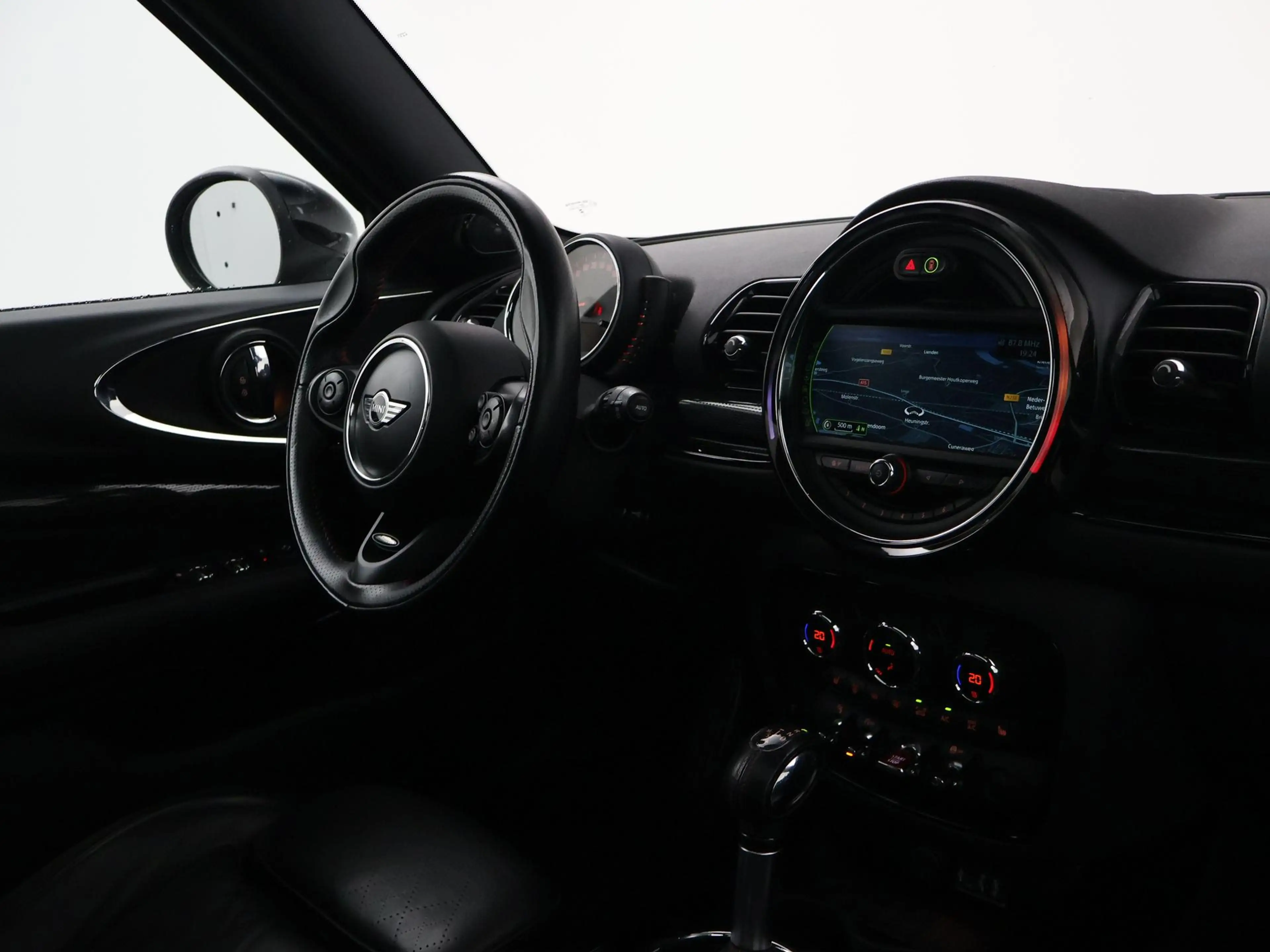 MINI Cooper S Clubman 2.0 192 PK AUT. + TREKHAAK | PANORAMA | ADAPTIVE C — photo 3