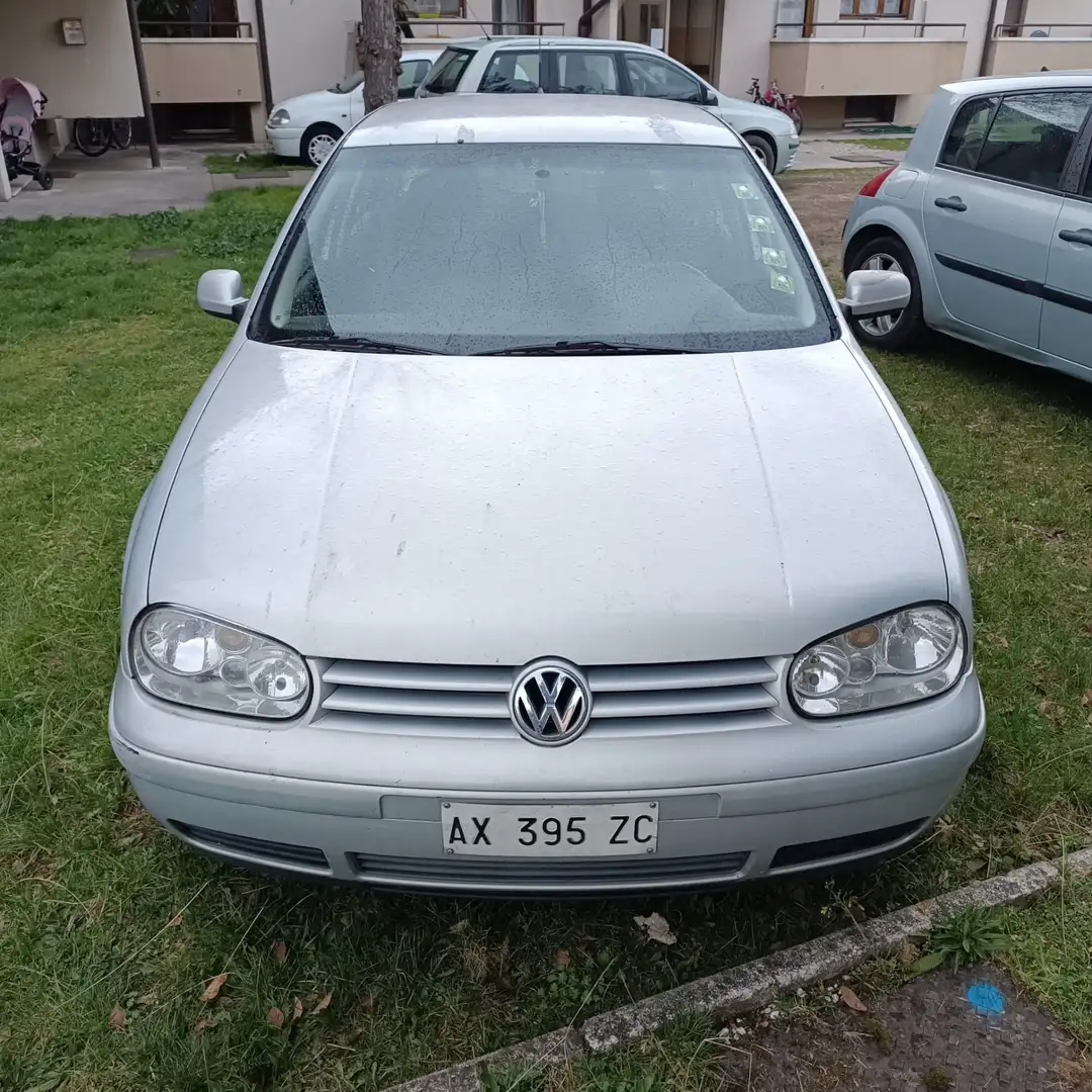 Volkswagen Golf 5p 1.6 comfort line - 1