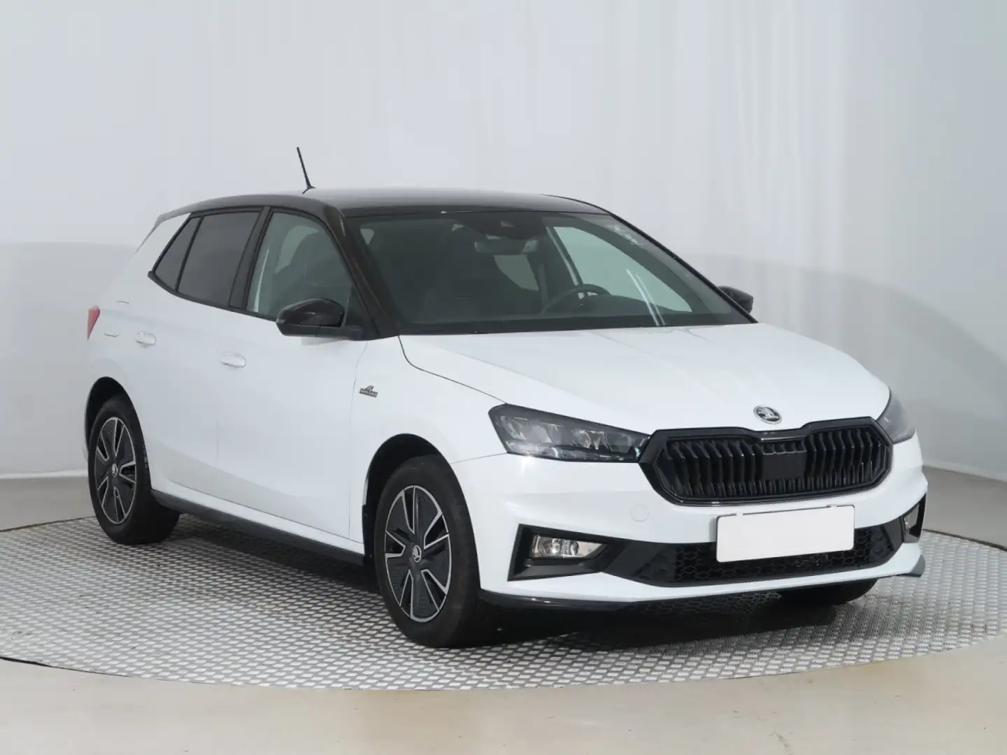 Skoda Fabia Monte Carlo Weiß - 1
