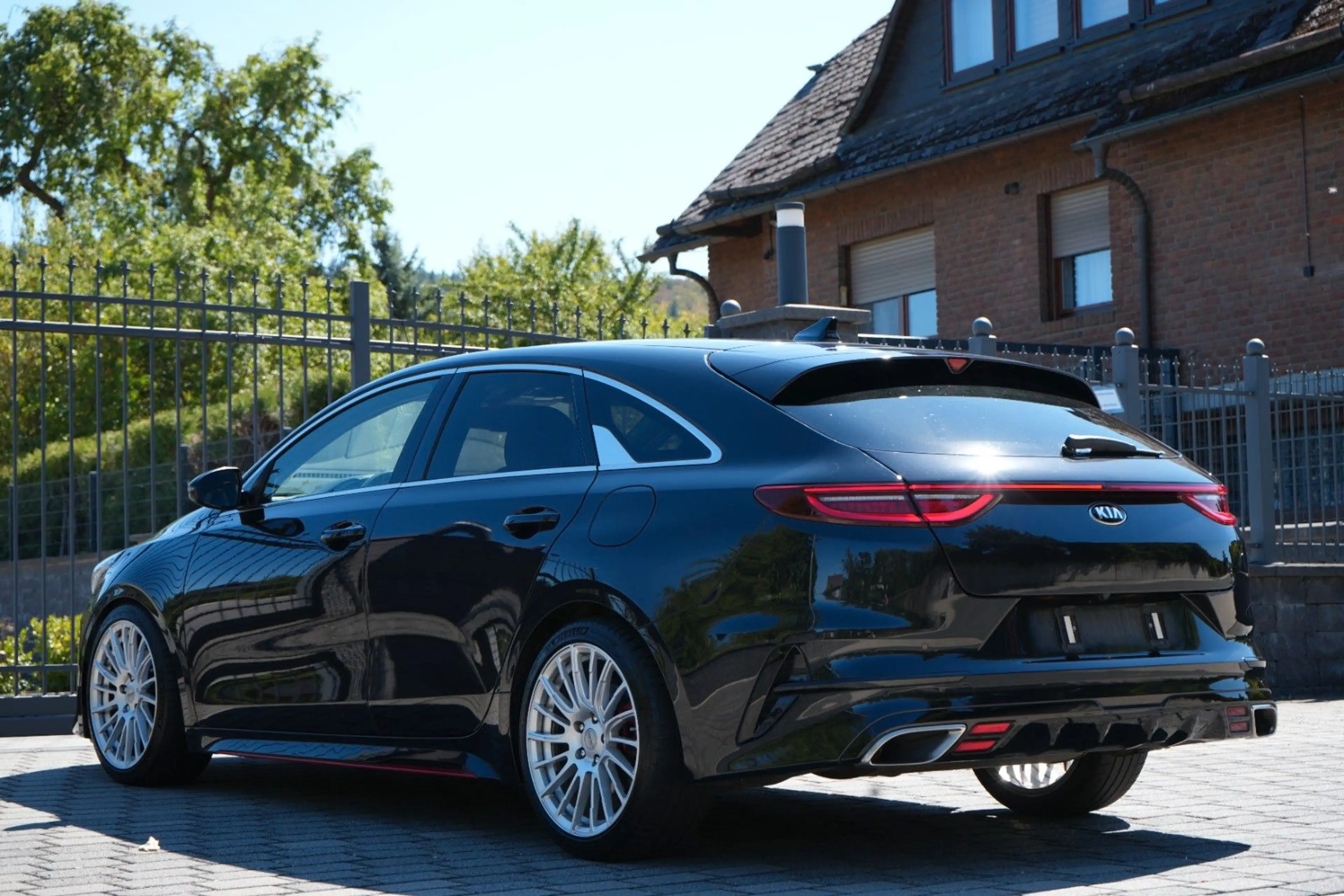 Kia ProCeed / pro_cee'd 1.6 TGDI GT Aut./2.Hand/JBL/Winter/LED/Scheckhef — photo 5