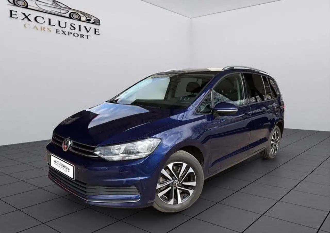 Volkswagen Touran 2,0tdi DSG 7 PLACE 07-2020 a 9990Euro