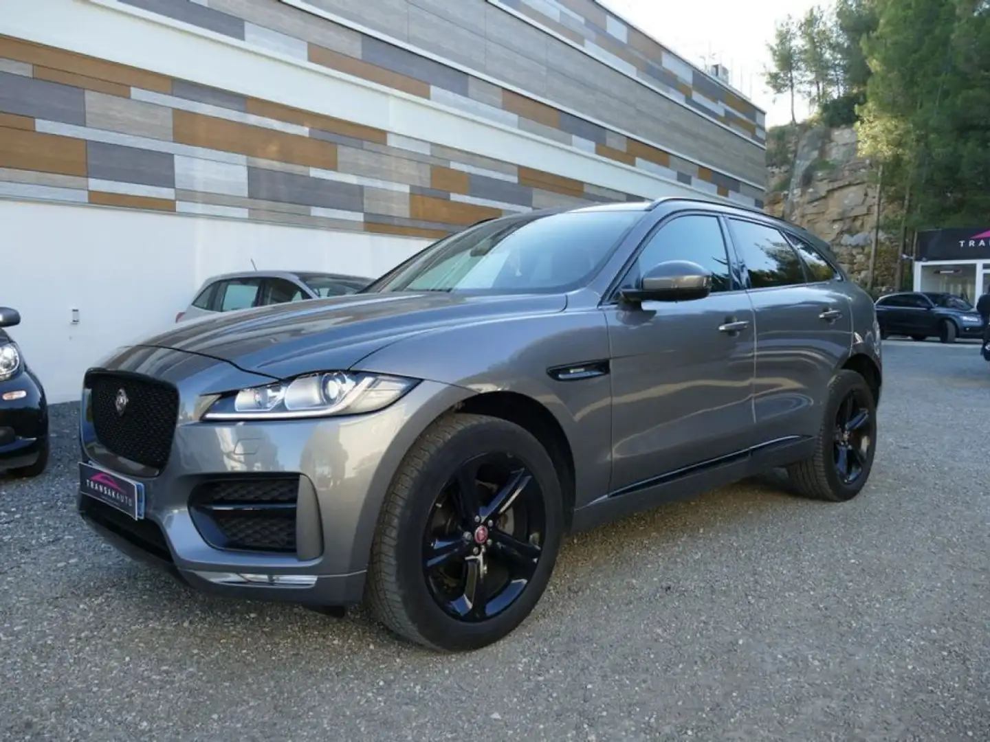 Jaguar F-Pace 2.0 180 Ch R-SPORT AWD BVA Gris - 1