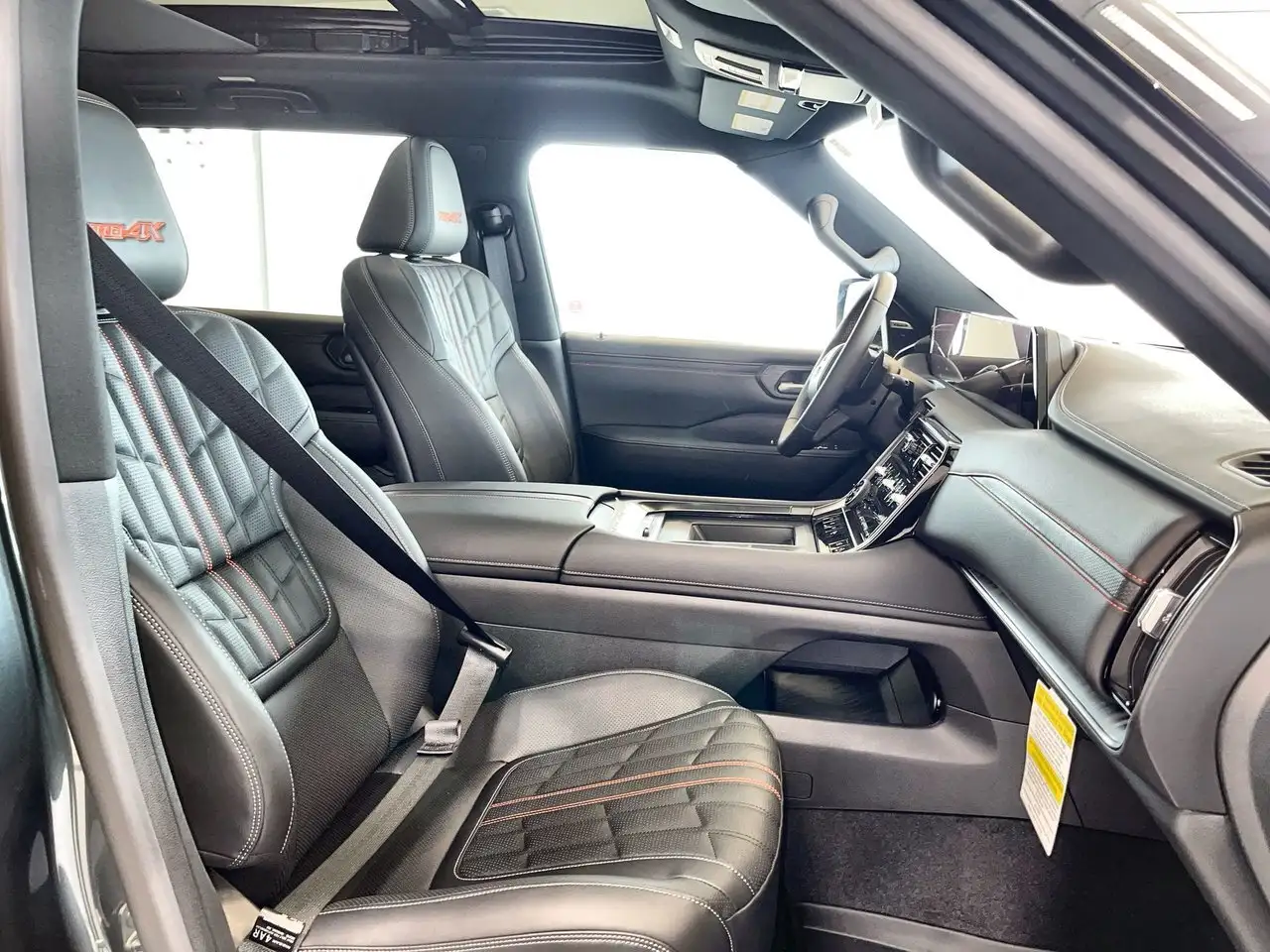 Nissan Armada снимка Nissan Armada