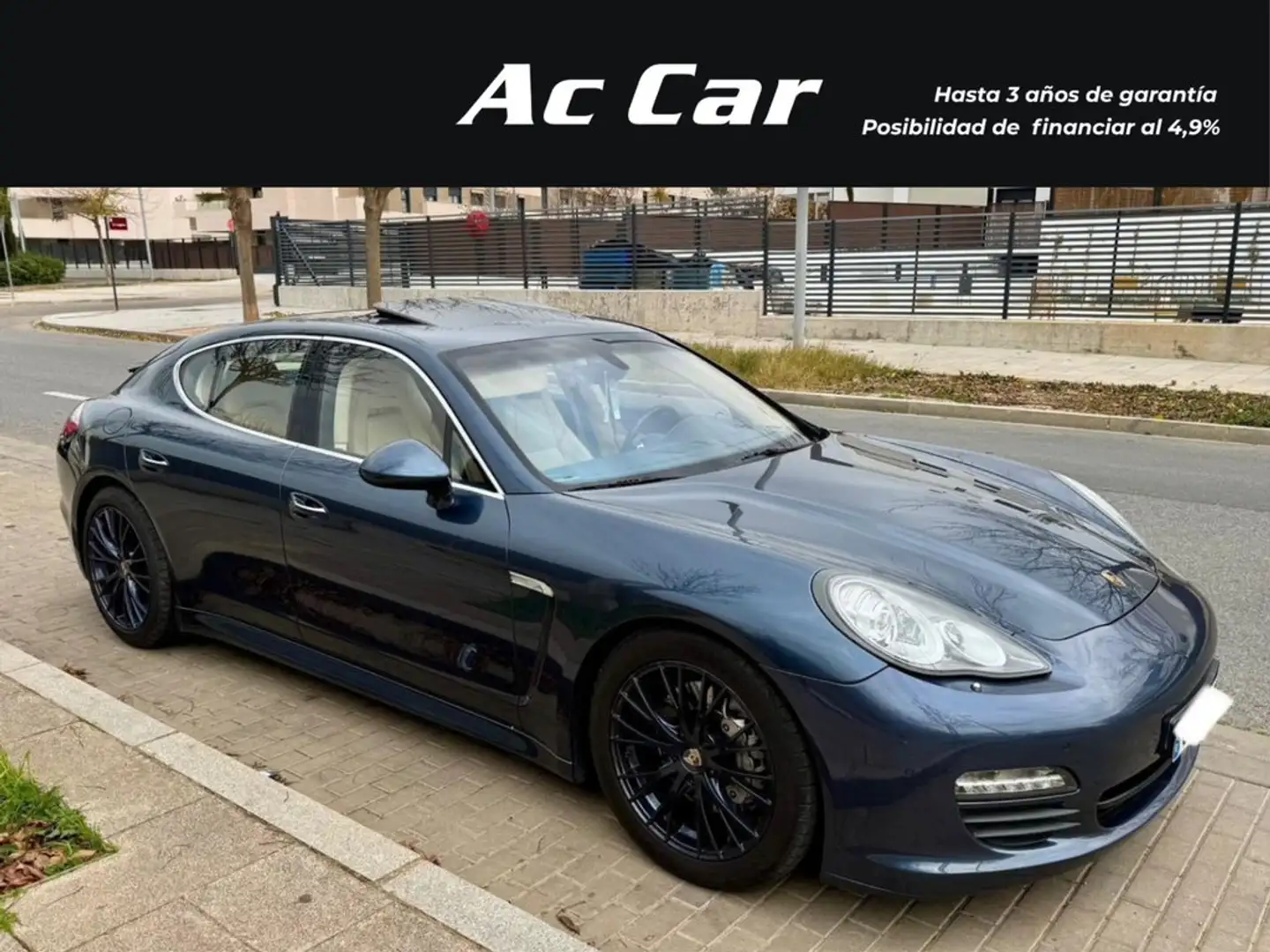 Porsche Panamera 4.8 S Bleu - 1