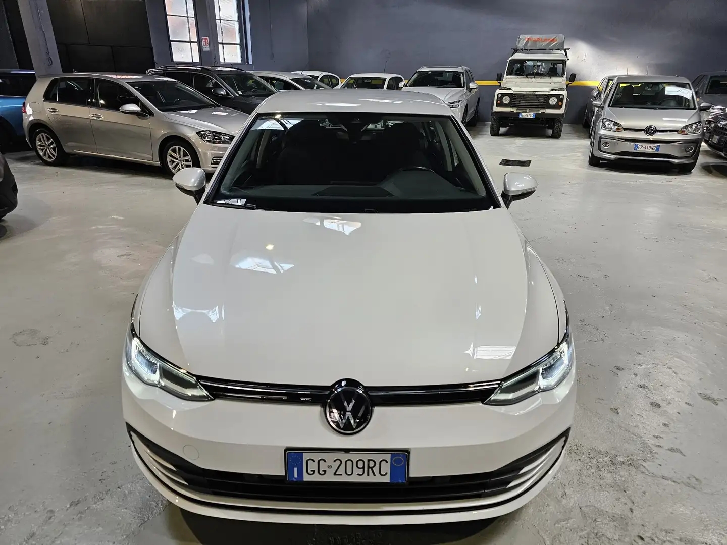 Volkswagen Golf DSG Golf VIII 2020 1.0 ETSI EVO LIFE 110CV CARPLAY Bianco - 1