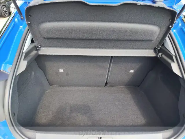 Opel Corsa view 12