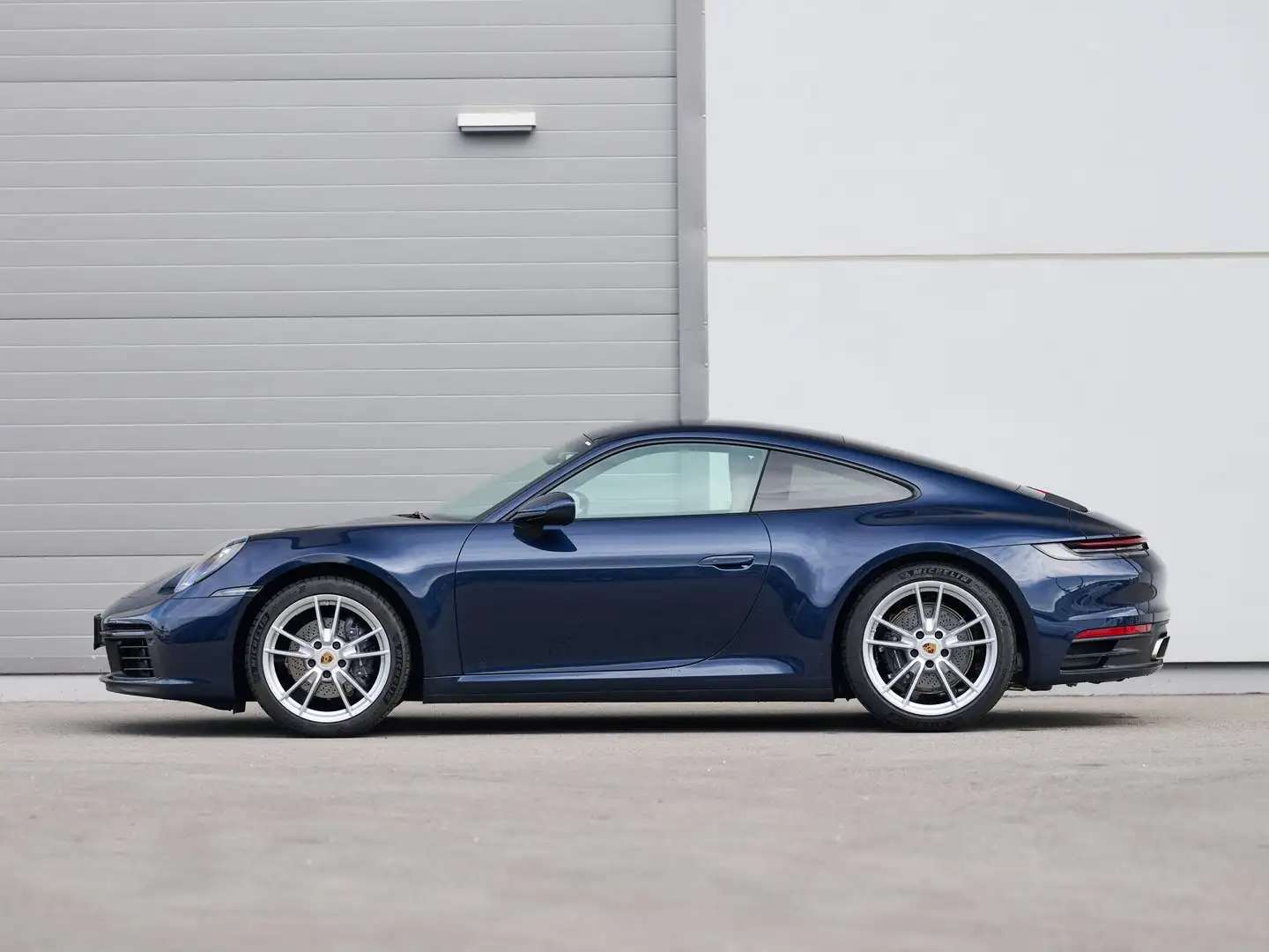 Porsche 911 Carrera Bleu - 2