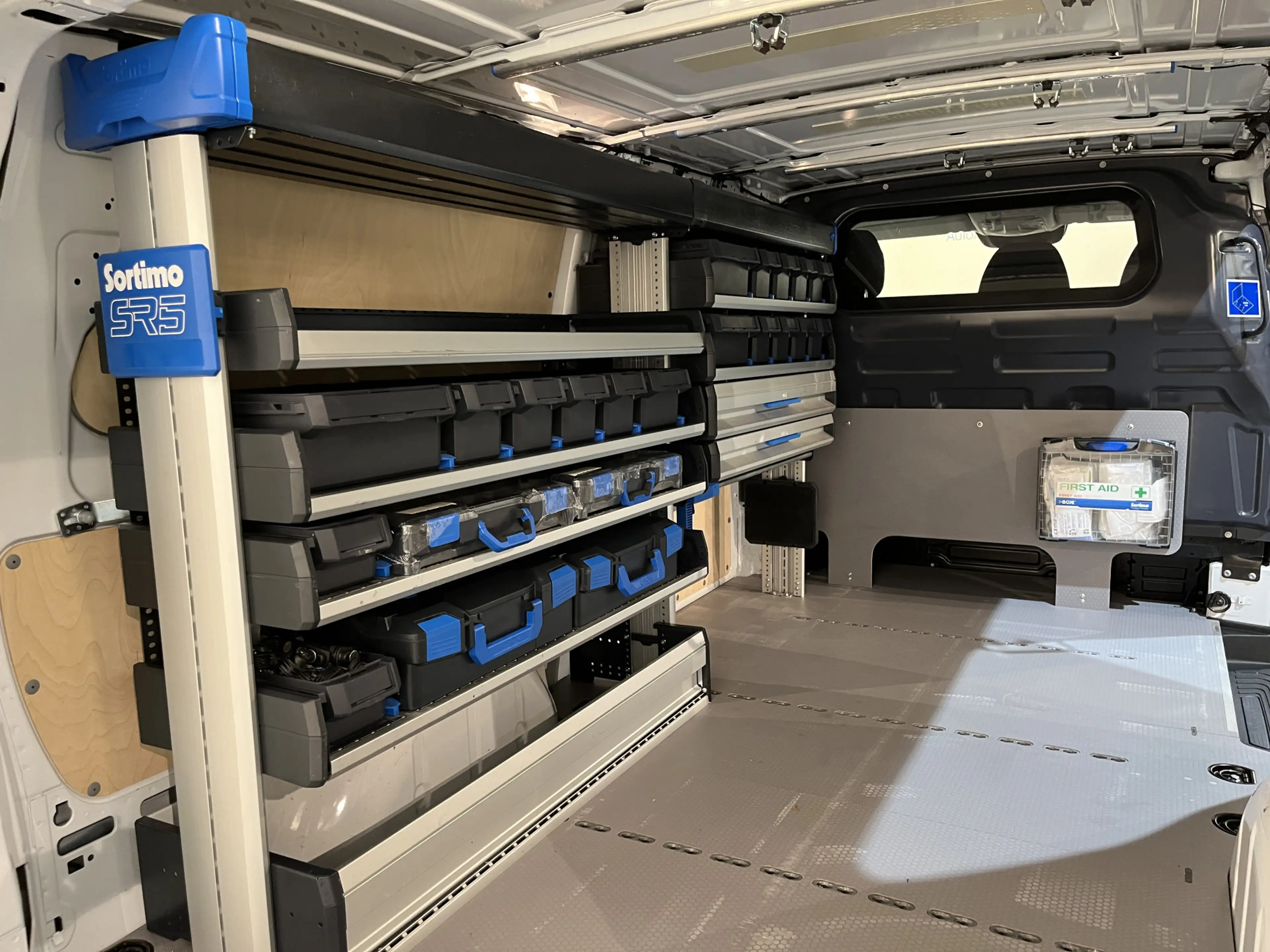 Mercedes-Benz Vito 116 CDI XL Servicebus / Sortimo Inrichting / Euro — photo 11