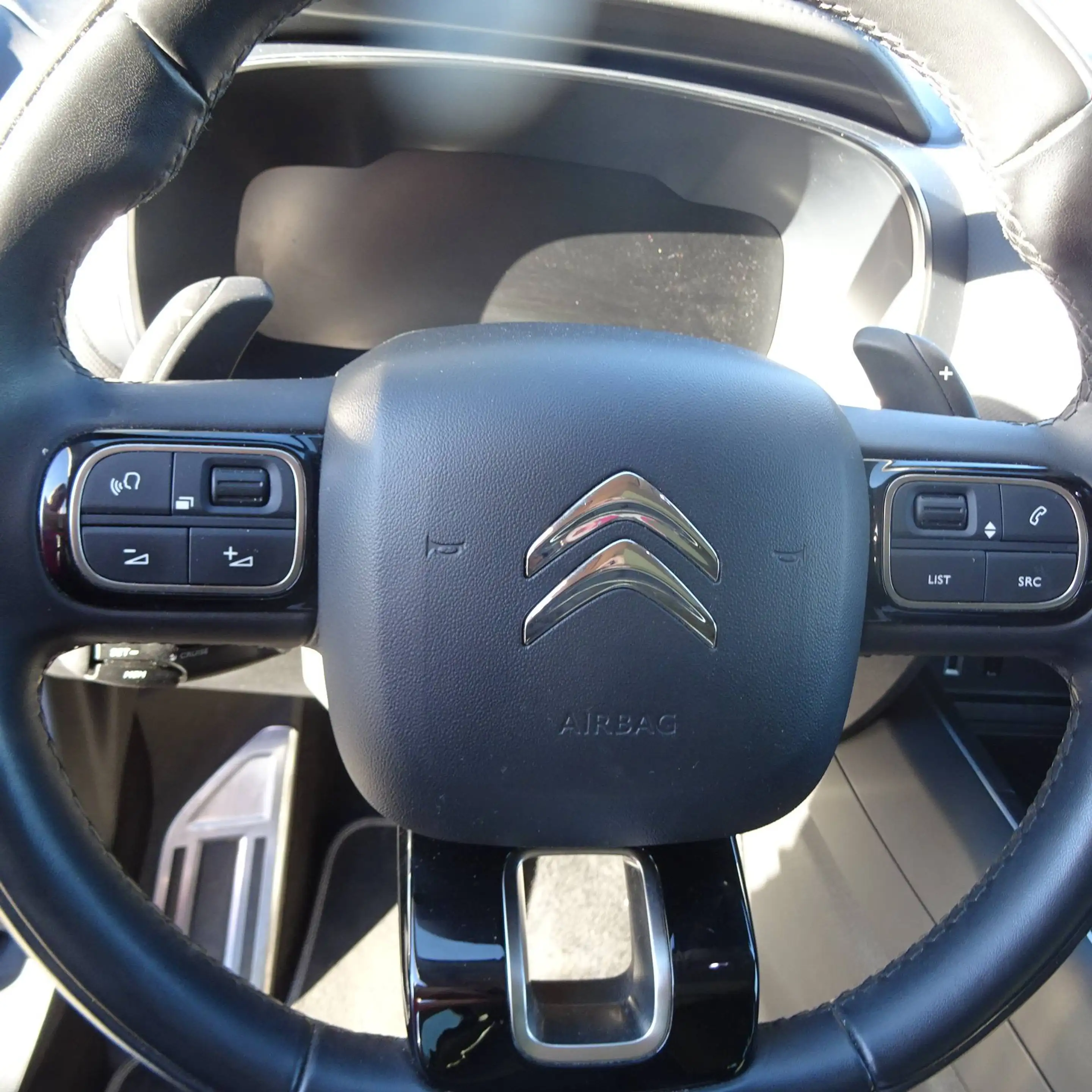 Citroen C5 Aircross Shine Pack Hybrid — photo 2