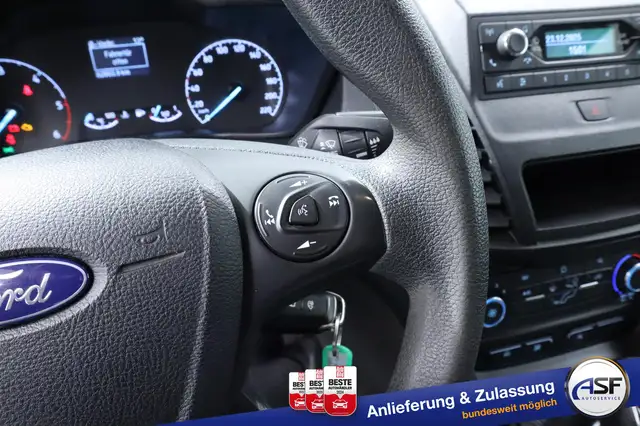 Ford Transit Connect view 19