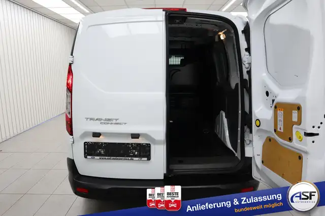 Ford Transit Connect view 10