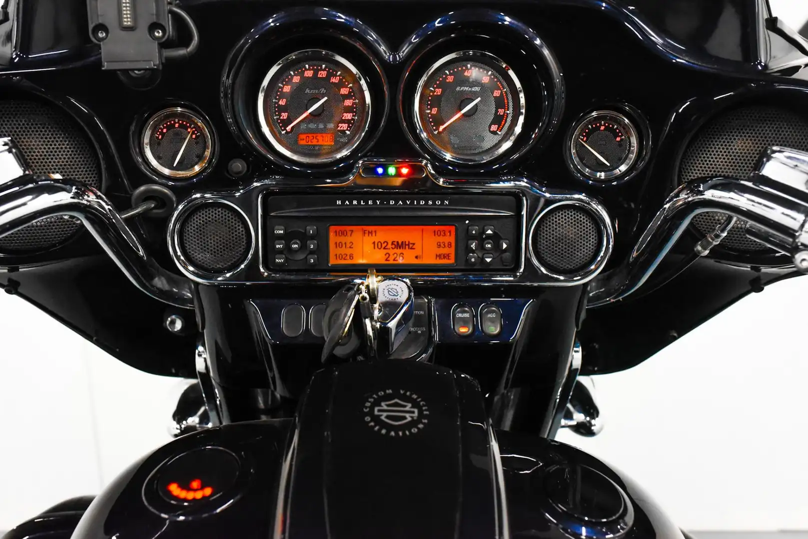 Harley-Davidson Street Glide 110 FLHXSE | CVO | Screamin' Eagle | Zwart - 2