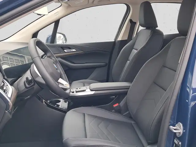 BMW 2 Series view 8