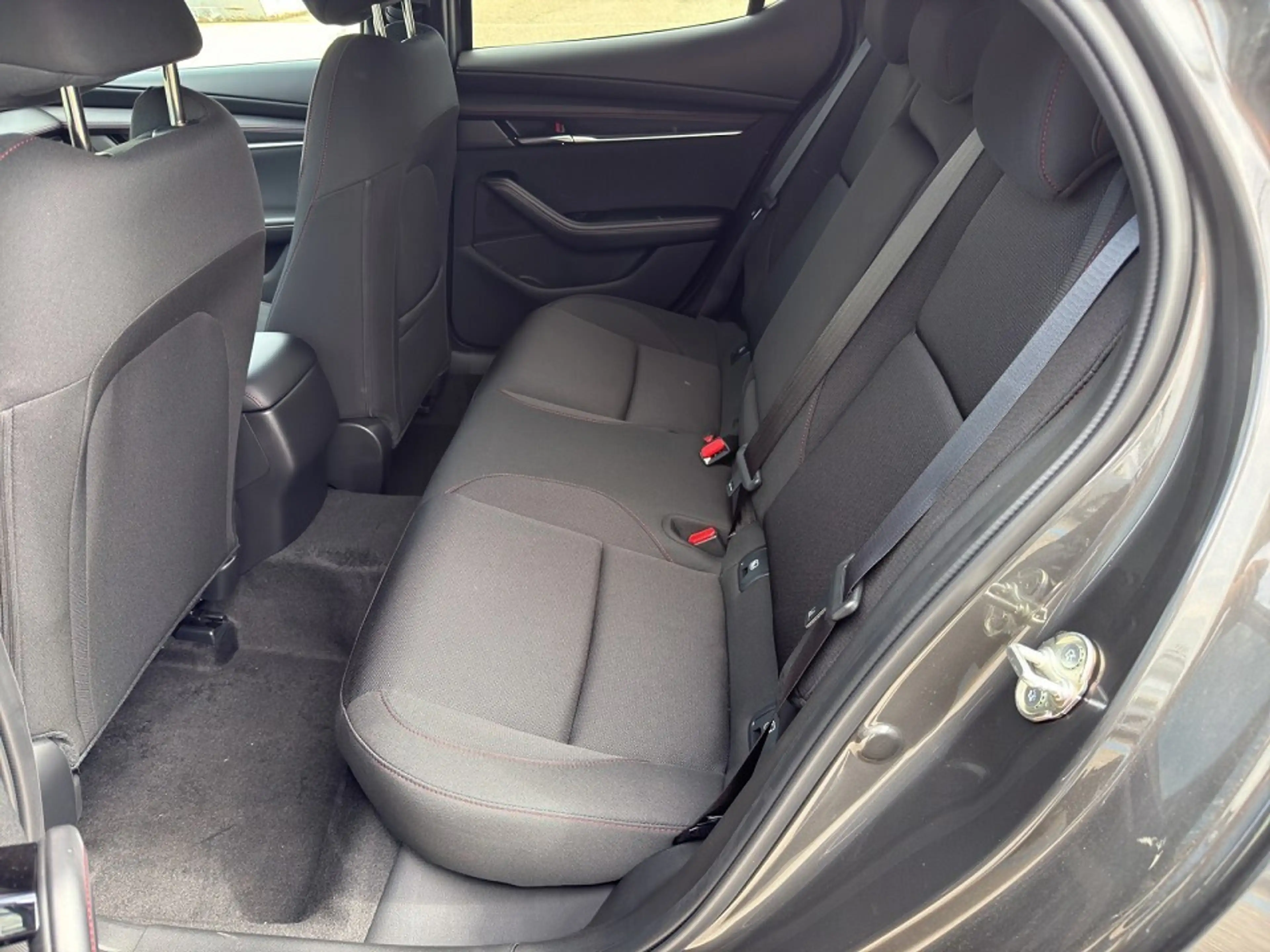 Mazda 3 Mazda3 e-Skyactiv-G140 Homura — photo 11