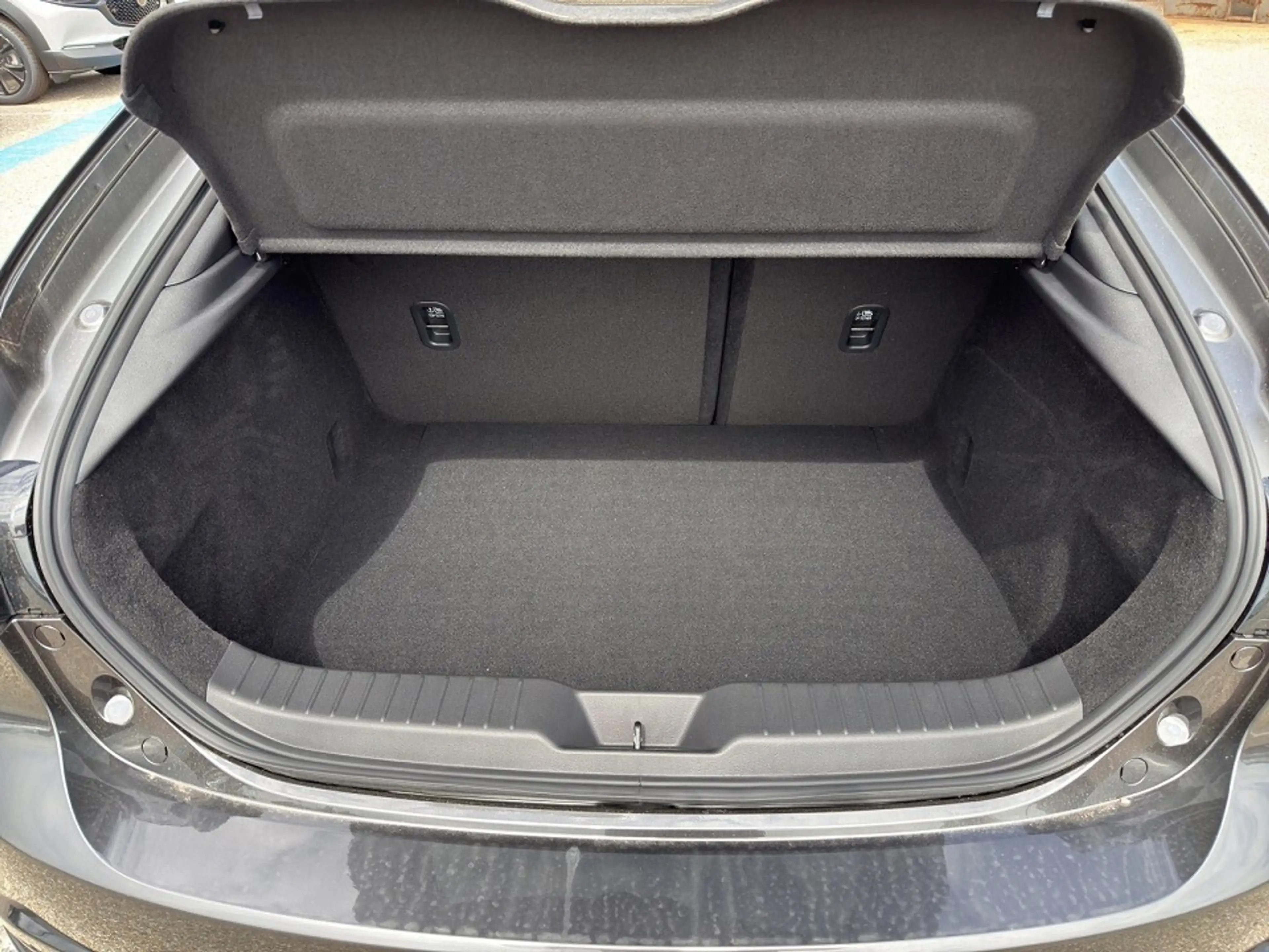 Mazda 3 Mazda3 e-Skyactiv-G140 Homura — photo 12