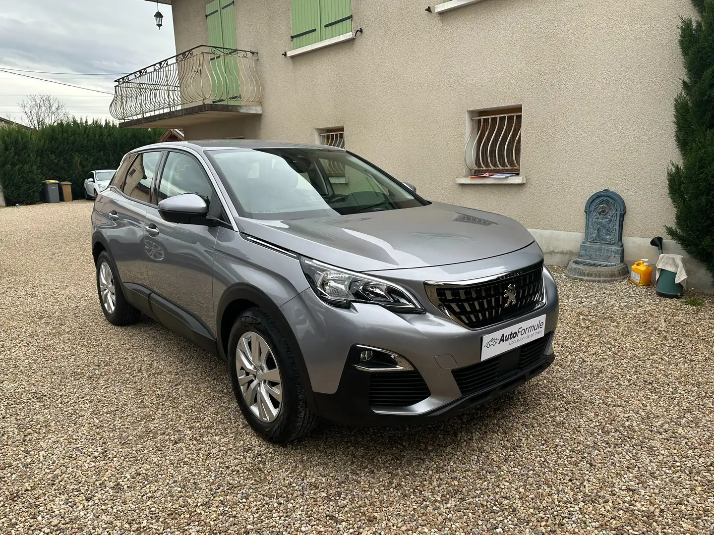 Peugeot 3008 3008 Puretech 130ch S Grijs - 1