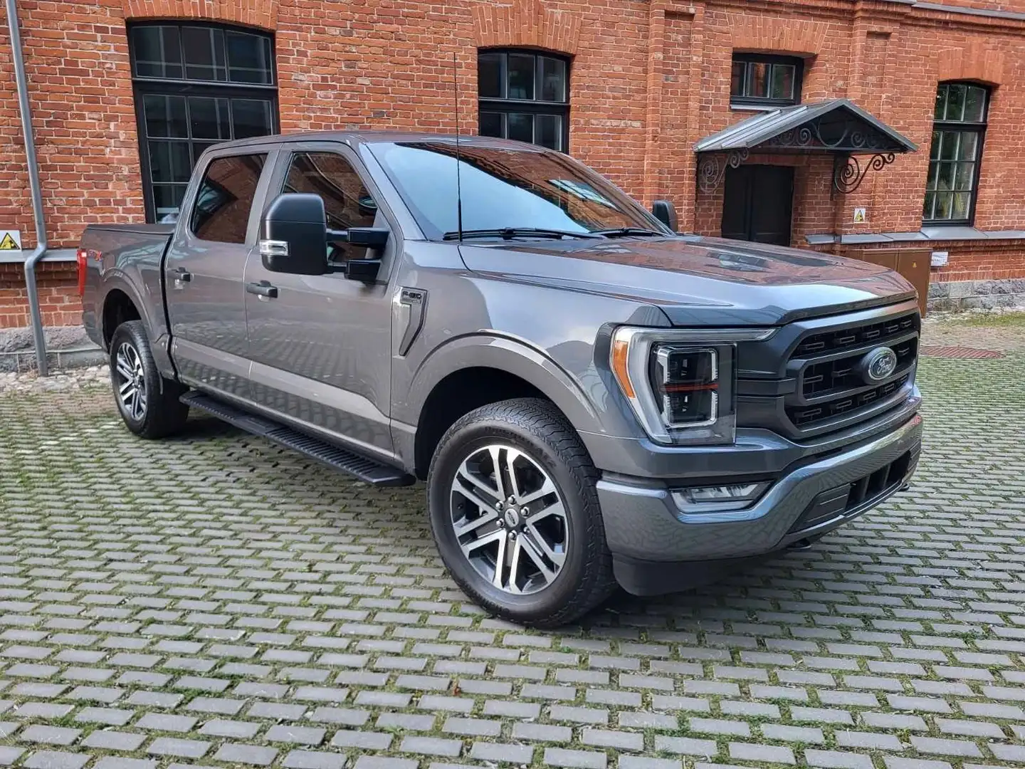 Ford F 150 5,0 V8 4x4 SUPERCREW TOP MwSt Ausweisbar! Grigio - 2