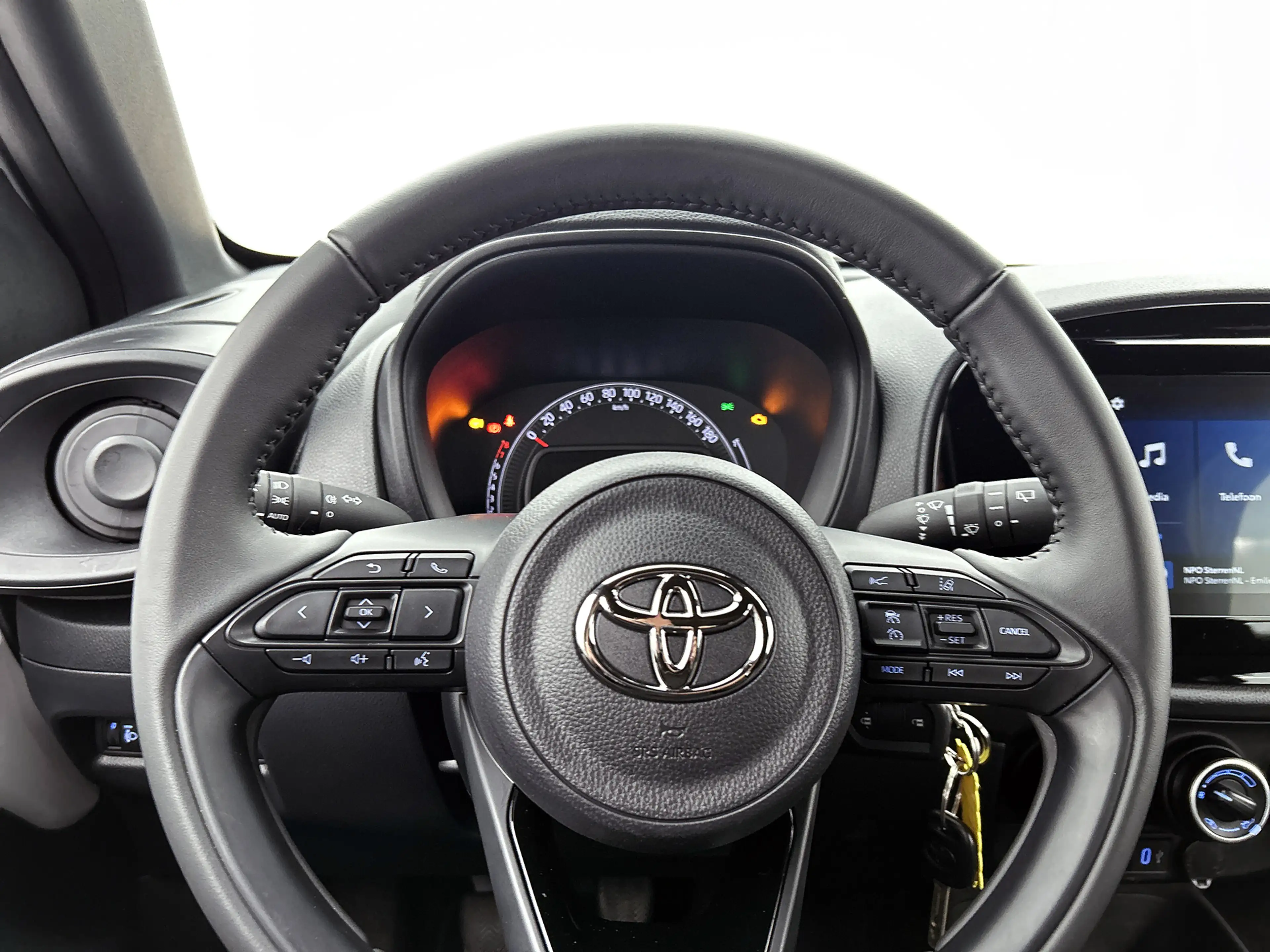 Toyota Aygo X 1.0 VVT-i MT Play | BTW voertuig | Apple CarPlay/A — photo 21